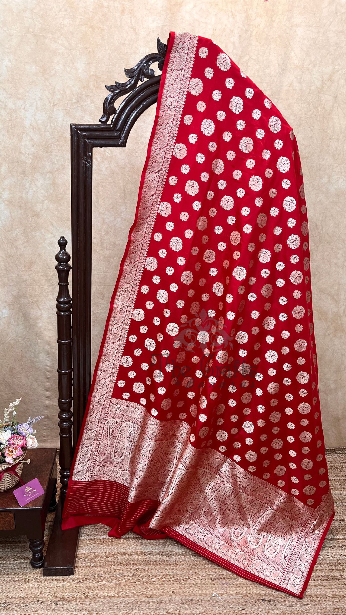 Pure Katan Silk Handloom Banarasi Saree - Jaal work