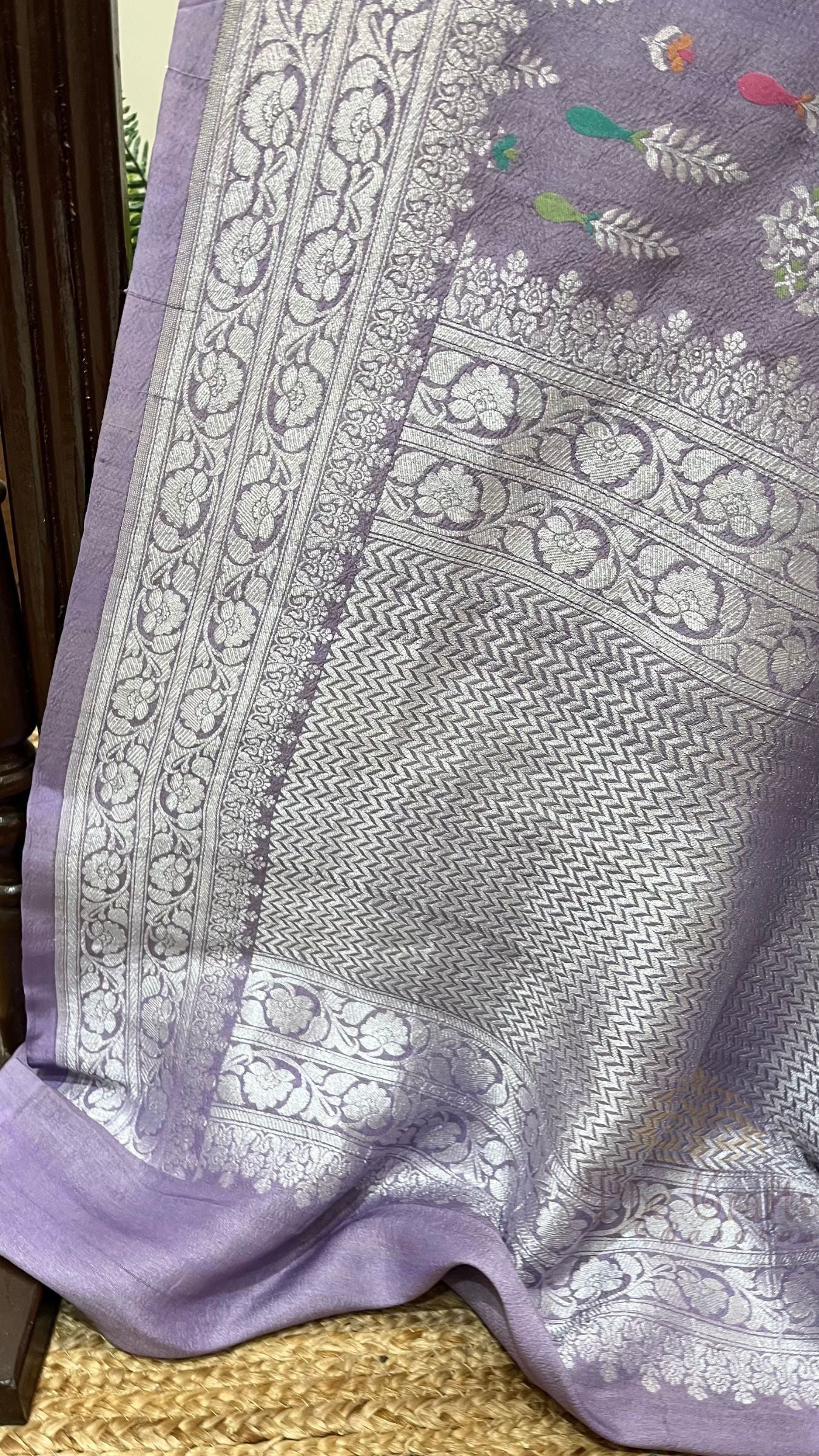 Tussar Georgette Handloom Banarasi Saree - Meenakari