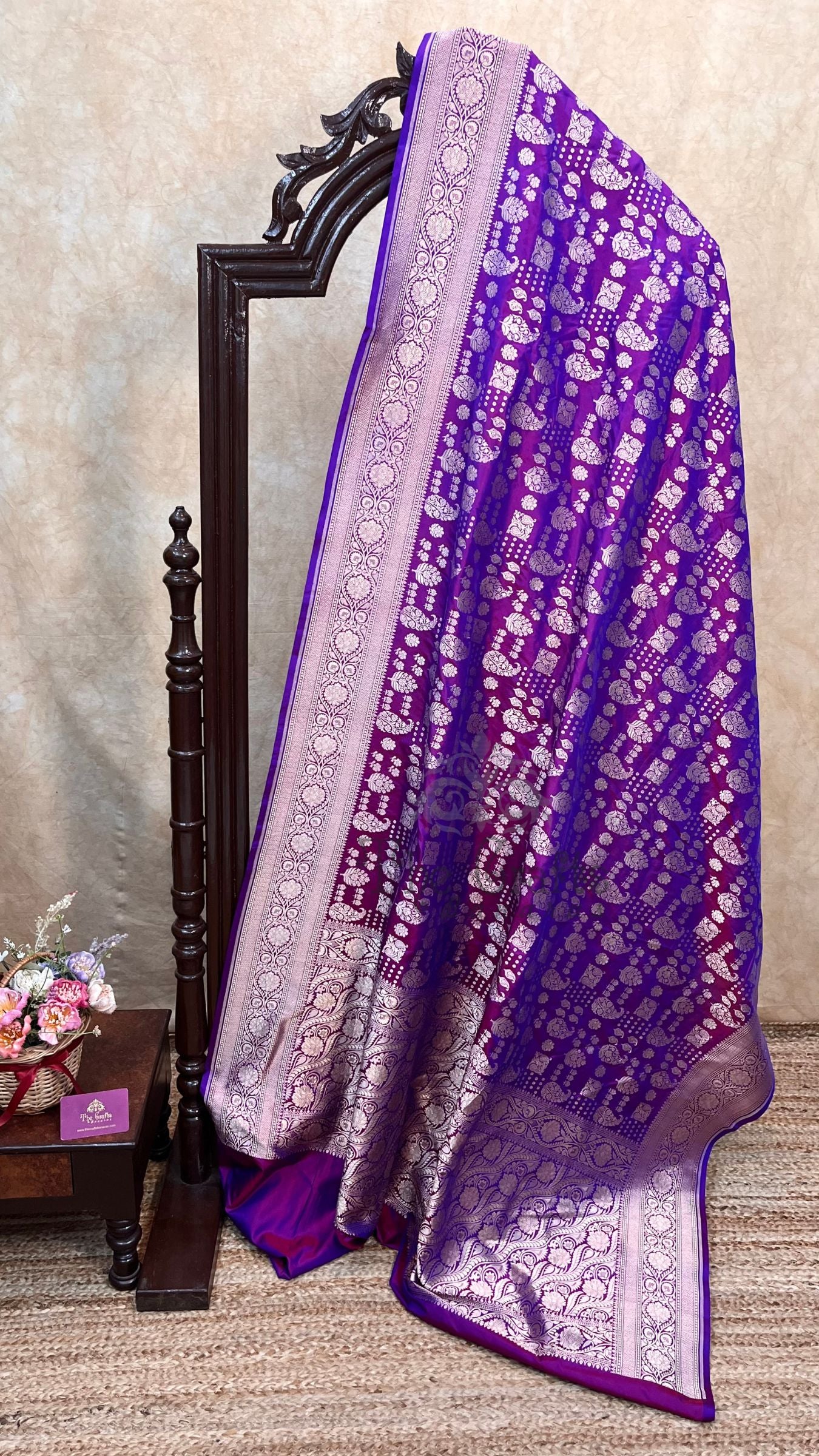 Pure Katan Silk Handloom Banarasi Saree - Jaal work