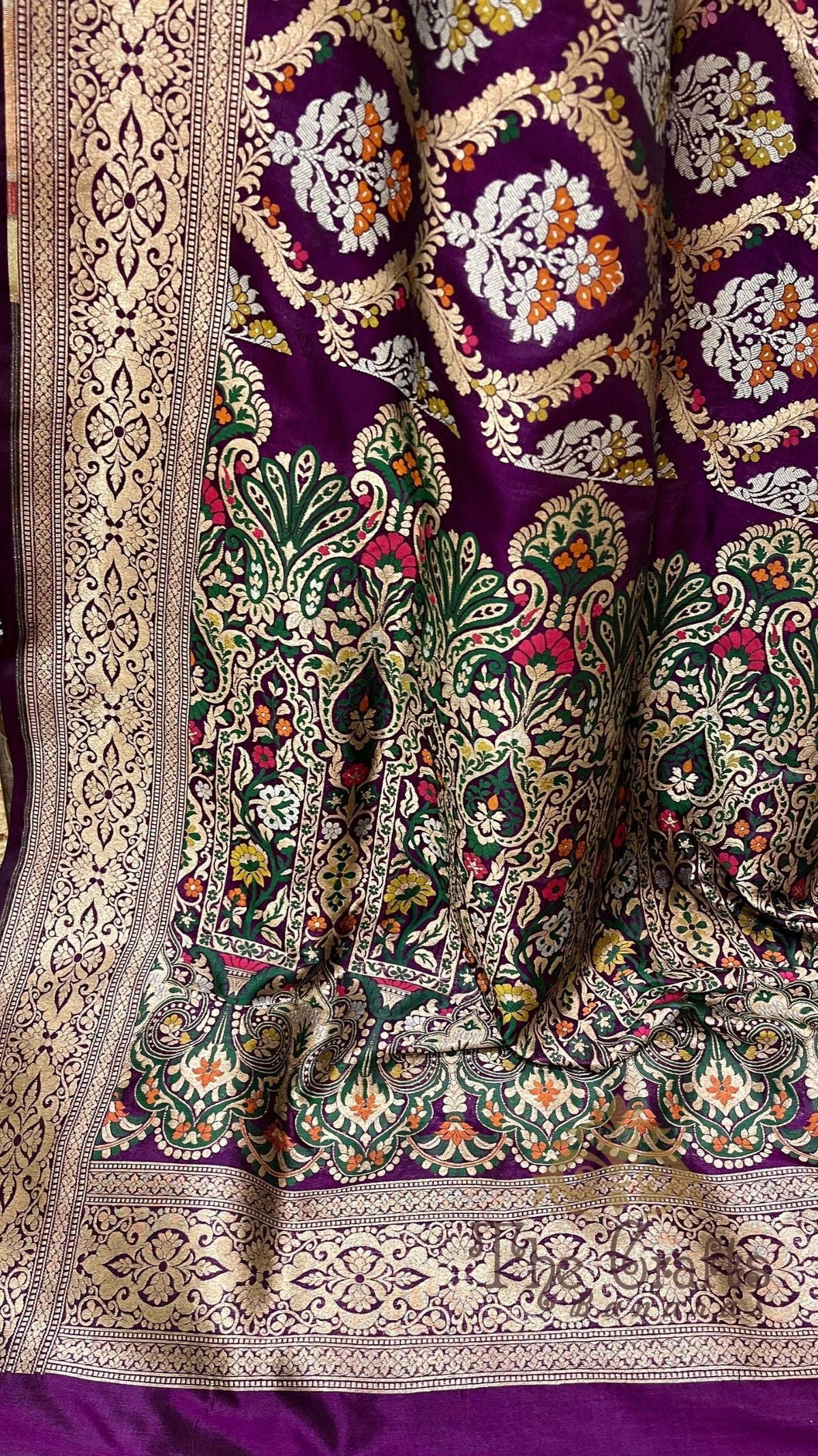 Pure Katan Silk Handloom Banarasi Saree - Jaal Work with Meenakari