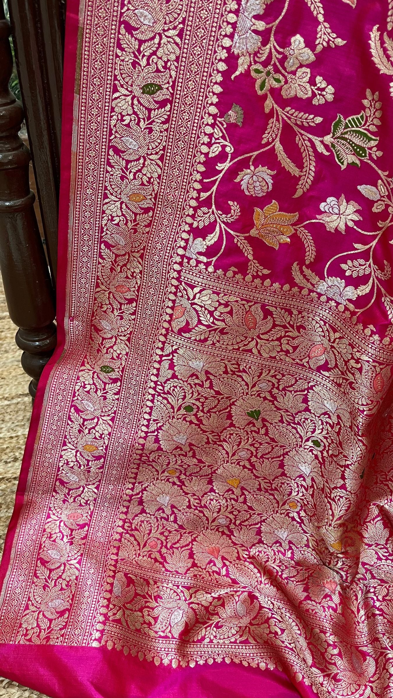 Pure Katan Silk Handloom Banarasi Saree - Jaal Work With Meenakari