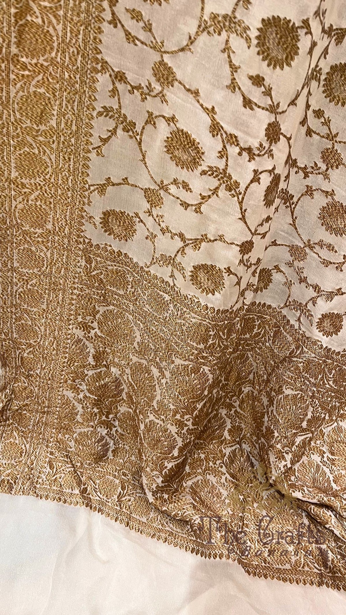 Khaddi Georgette Banarasi Saree - Antique Zari