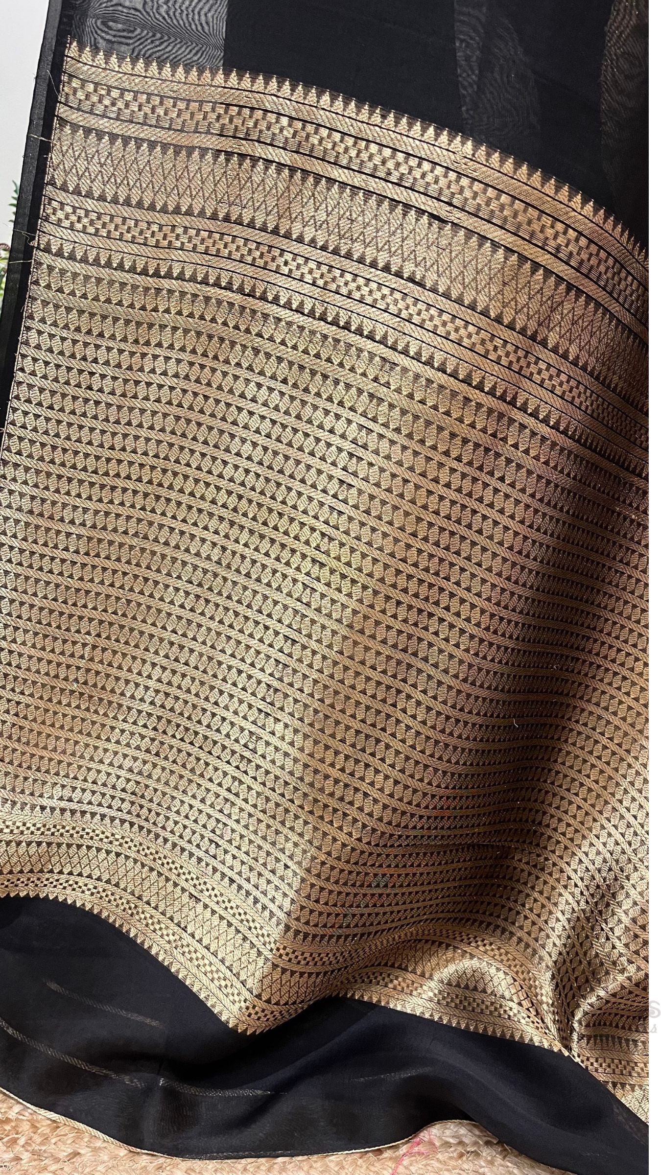 Pure Kora Silk Handloom Banarasi Saree