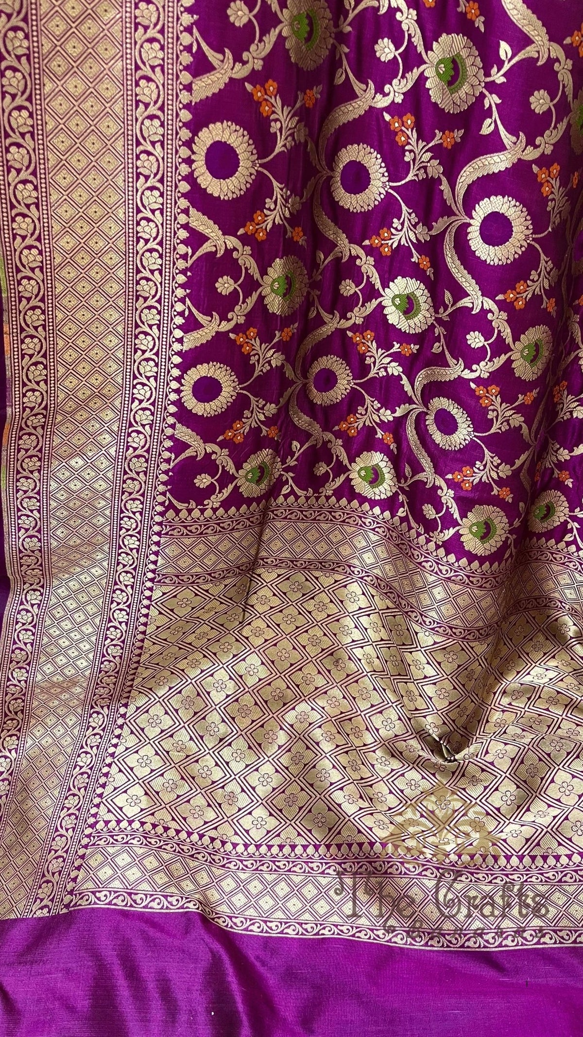 Pure Katan Silk Handloom Banarasi Saree - Jaal Work with Meenakari
