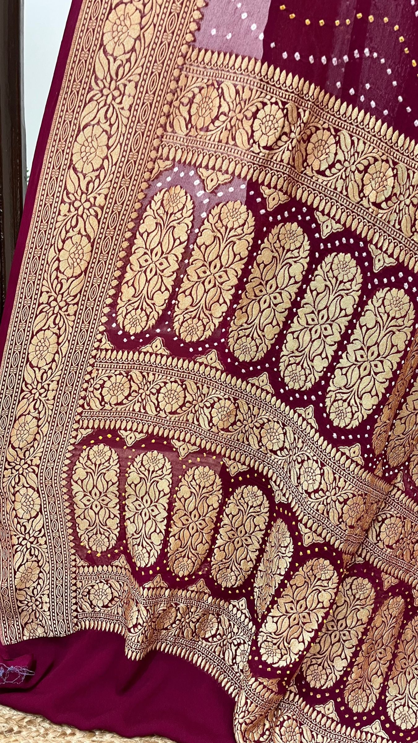 Pure Georgette Banarasi Handloom Bandhej Saree