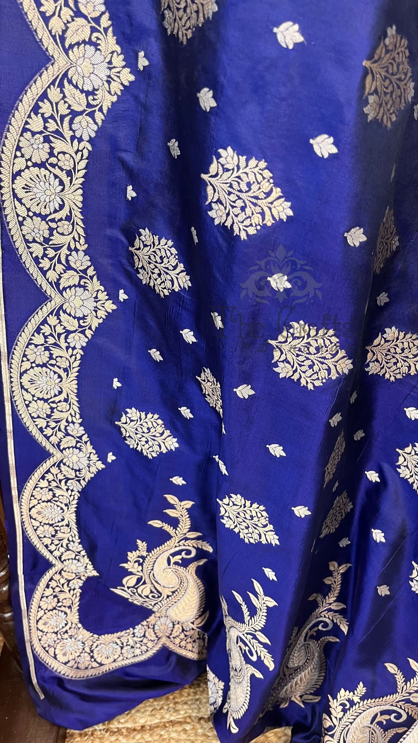 Pure Katan Silk Handloom Banarasi Saree - With Sona Rupa Motifs
