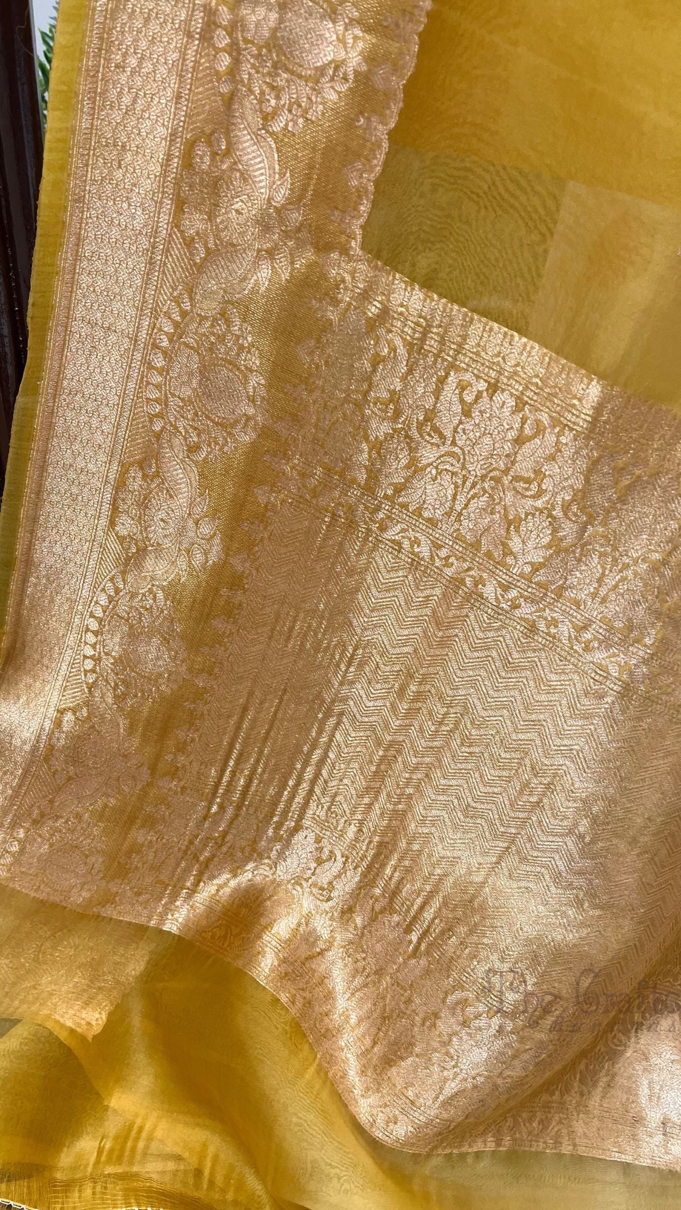 Pure Kora Silk Handloom Banarasi Saree