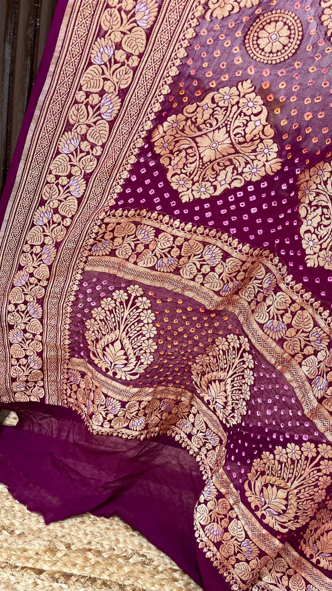 Khaddi Georgette Banarasi Handloom Bandhej Dupatta