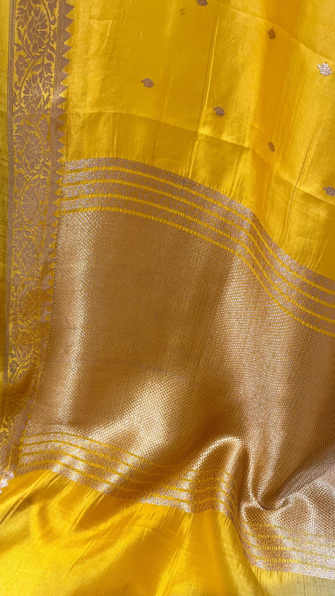 Pure Mango Silk Handloom Banarasi Saree