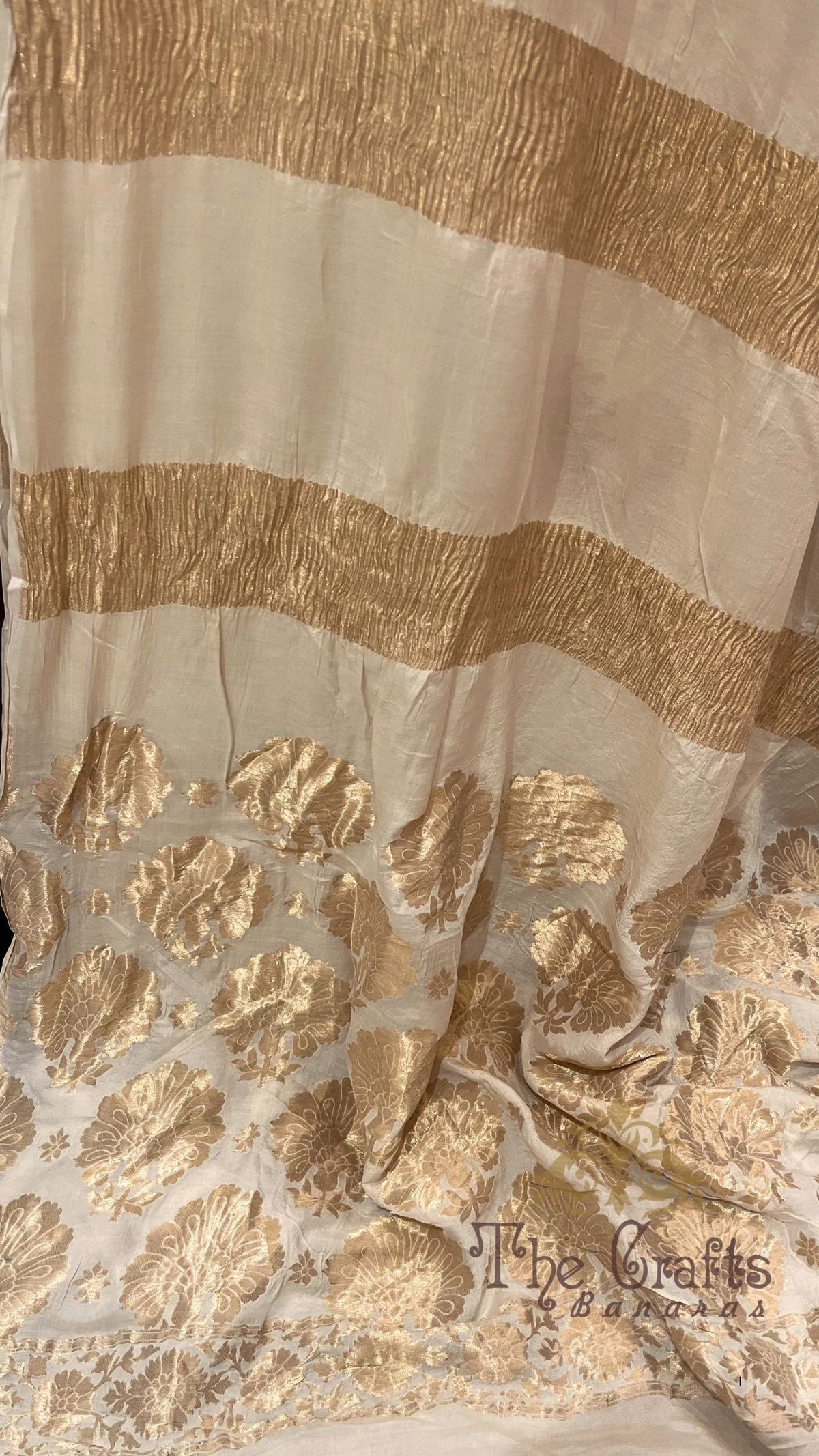 Pure Munga Crush Silk Handloom Banarasi Saree