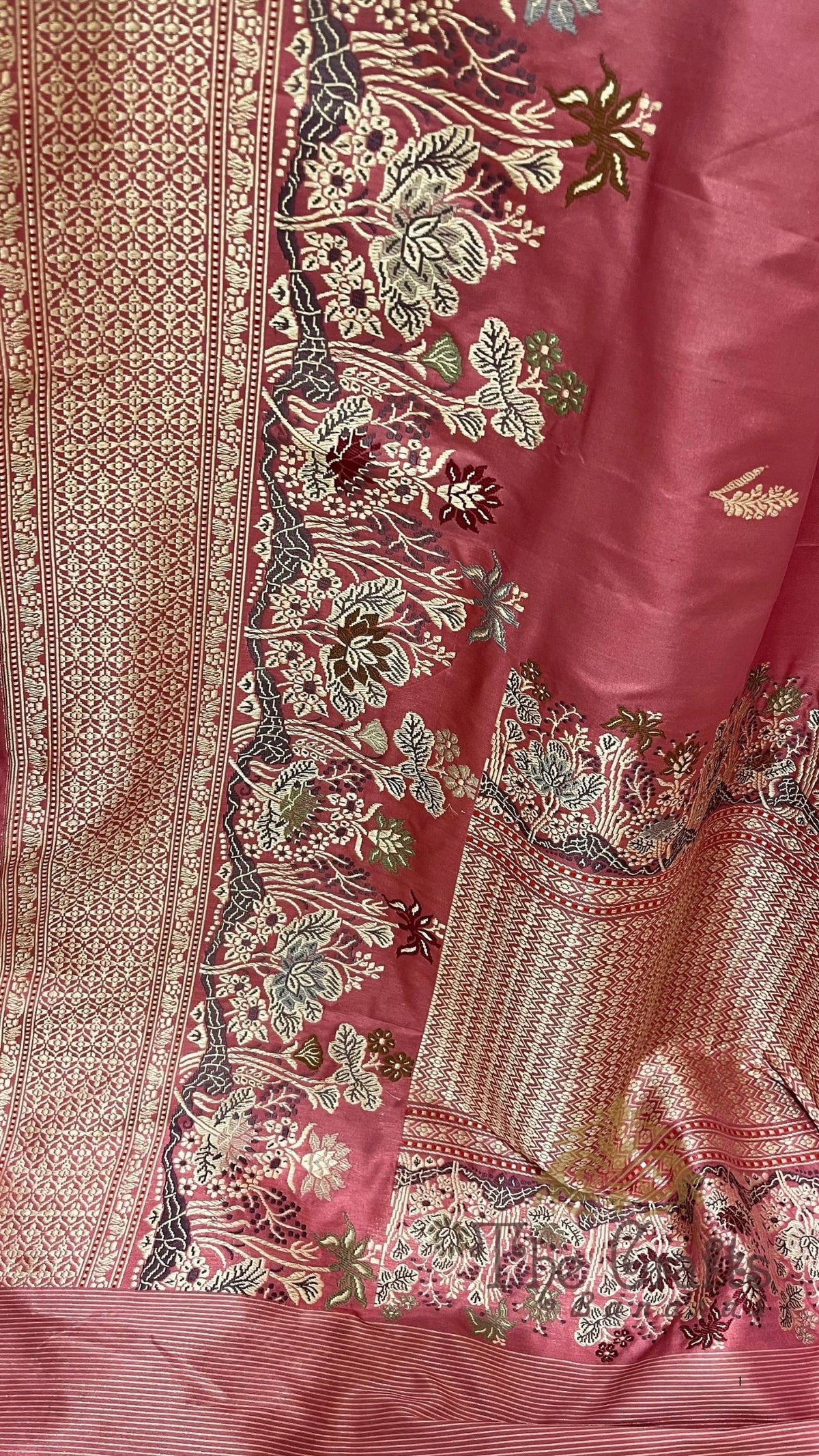 Pure Katan Silk Handloom Banarasi Saree - with kadhua meenakari motifs