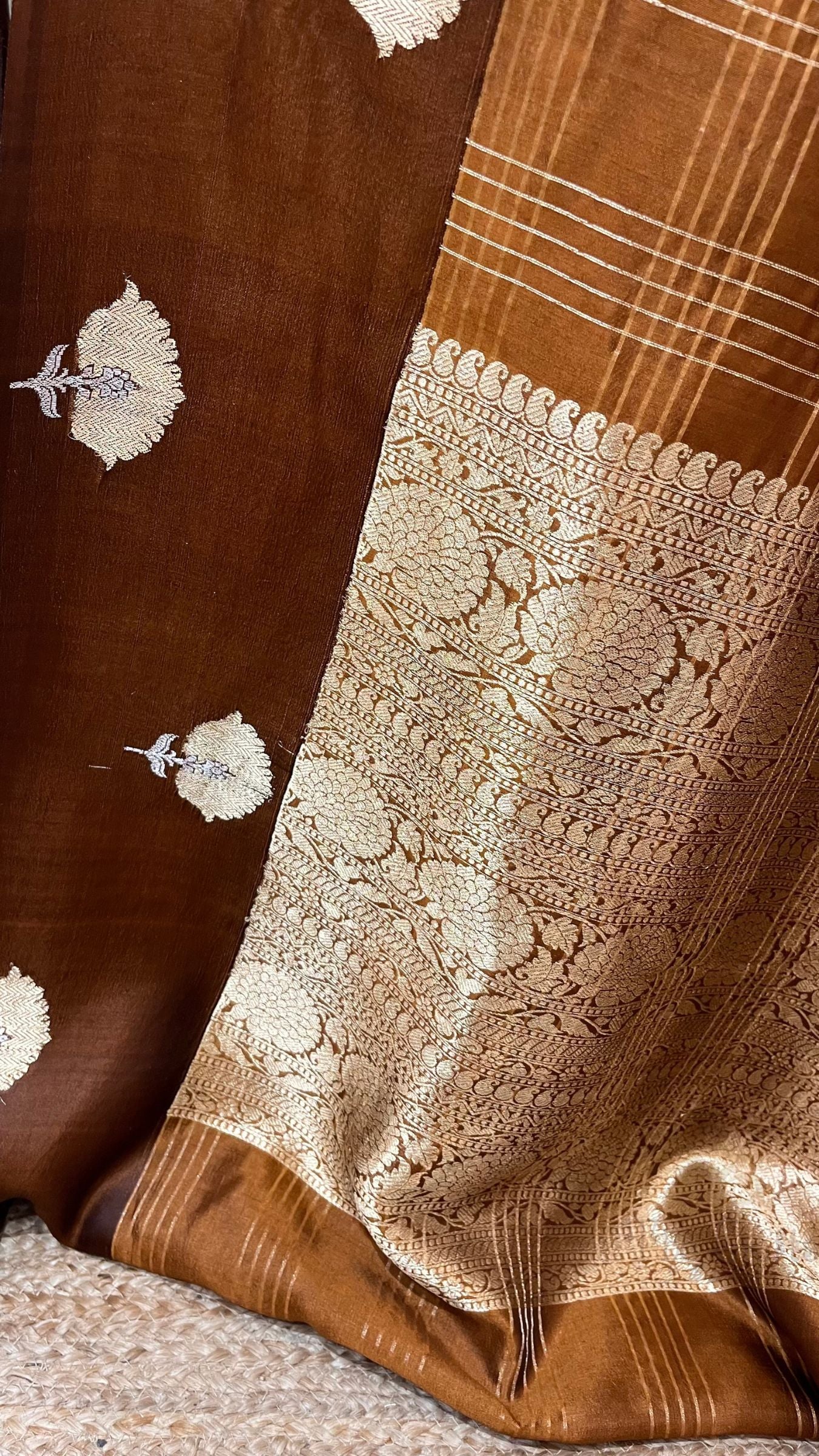 Pure Mango Silk Handloom Banarasi Saree