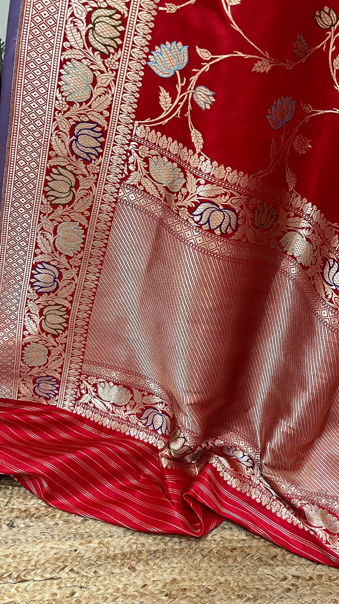 Pure Katan Silk Handloom Banarasi Saree - All Over Kadiyal Multimeena Jangla