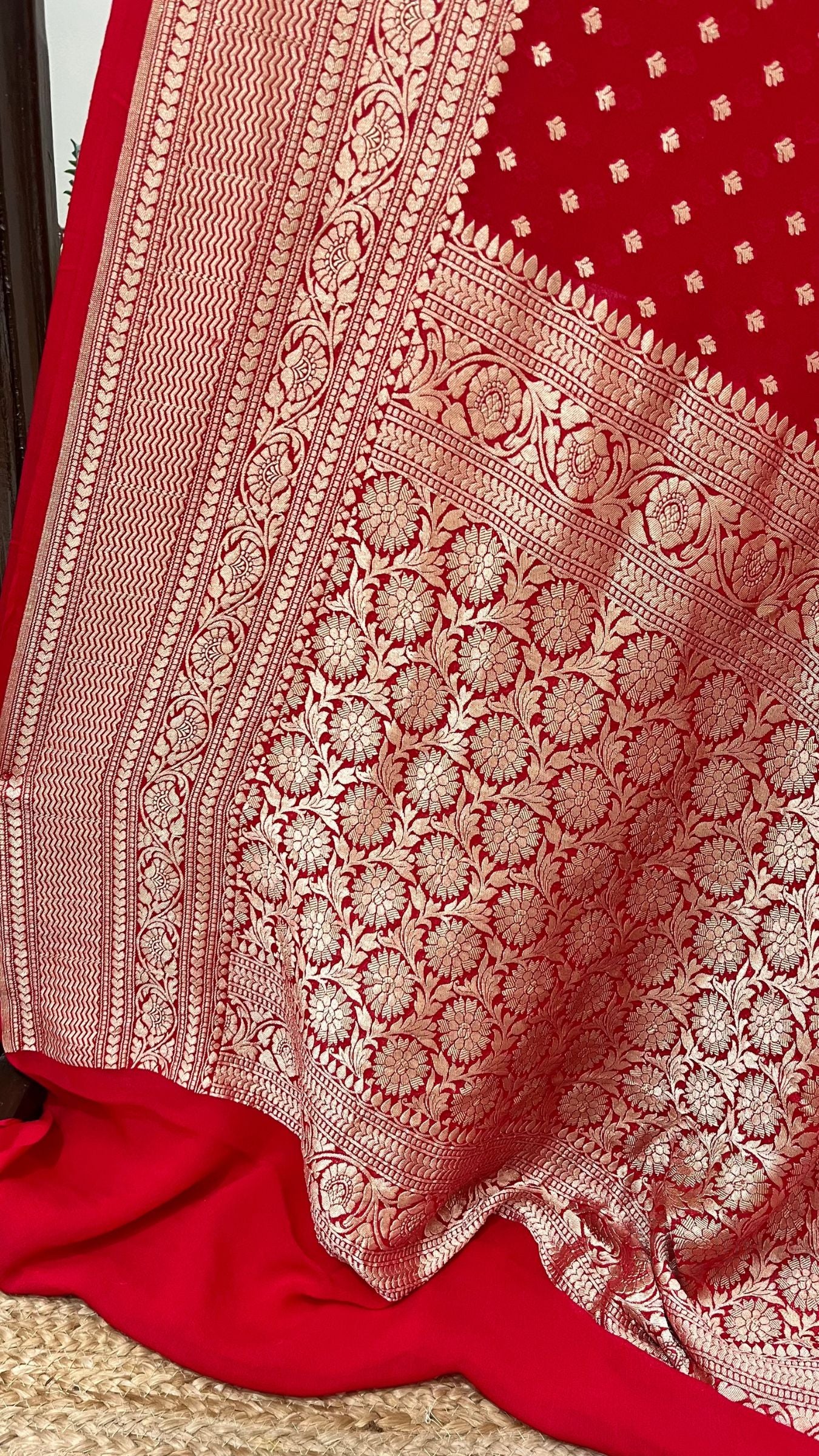 Khaddi Georgette Handloom Banarasi Saree