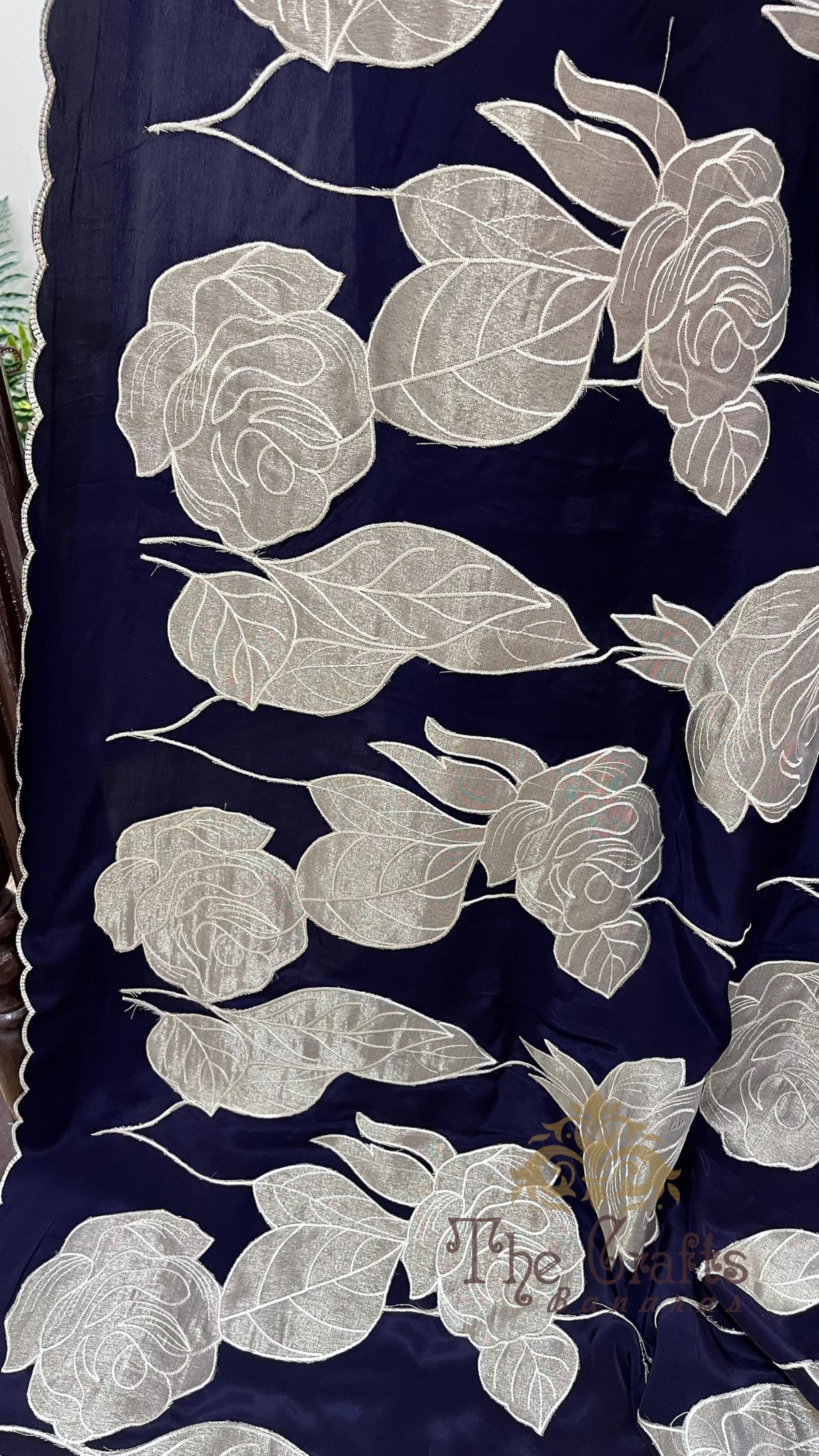 Pure Crepe Silk Banarasi Saree - Floral Appliqué Work