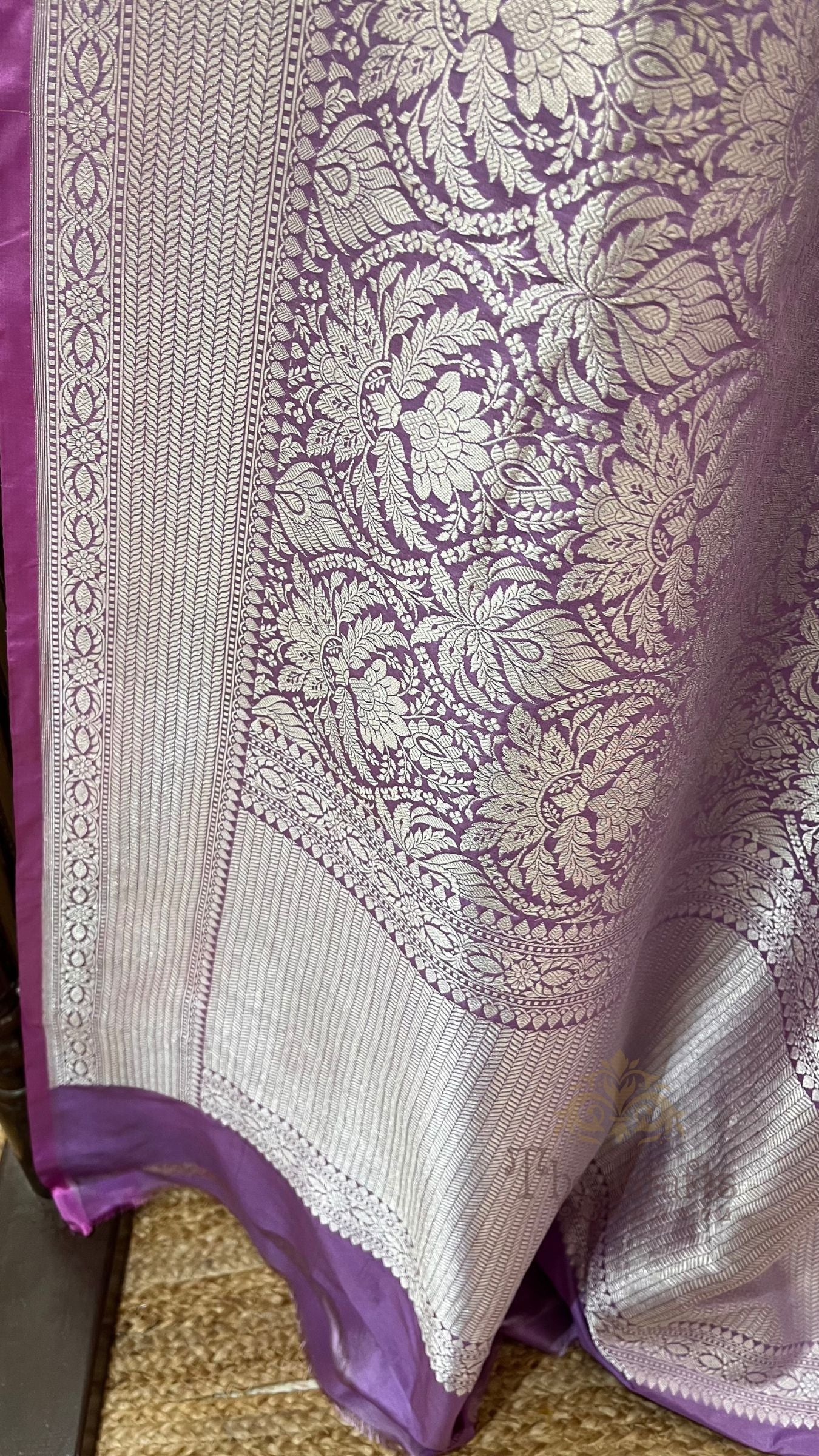 Pure Katan Silk Handloom Banarasi Saree - Tanchui Brocade