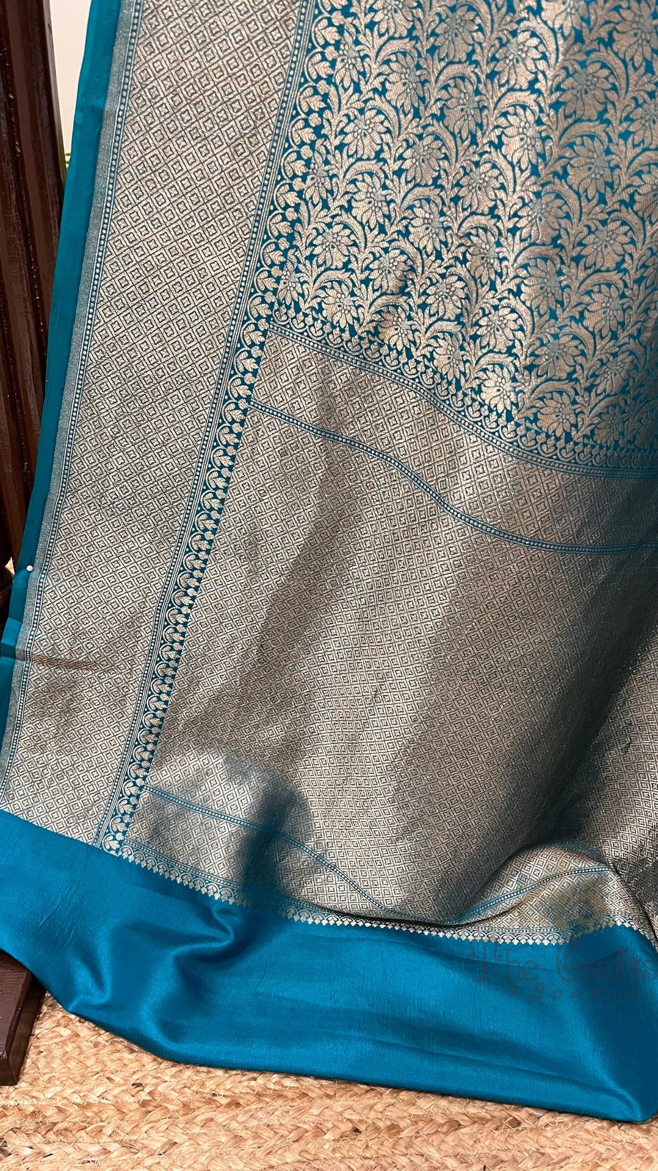 Pure Katan Silk Handloom Banarasi Saree - Tanchui Brocade