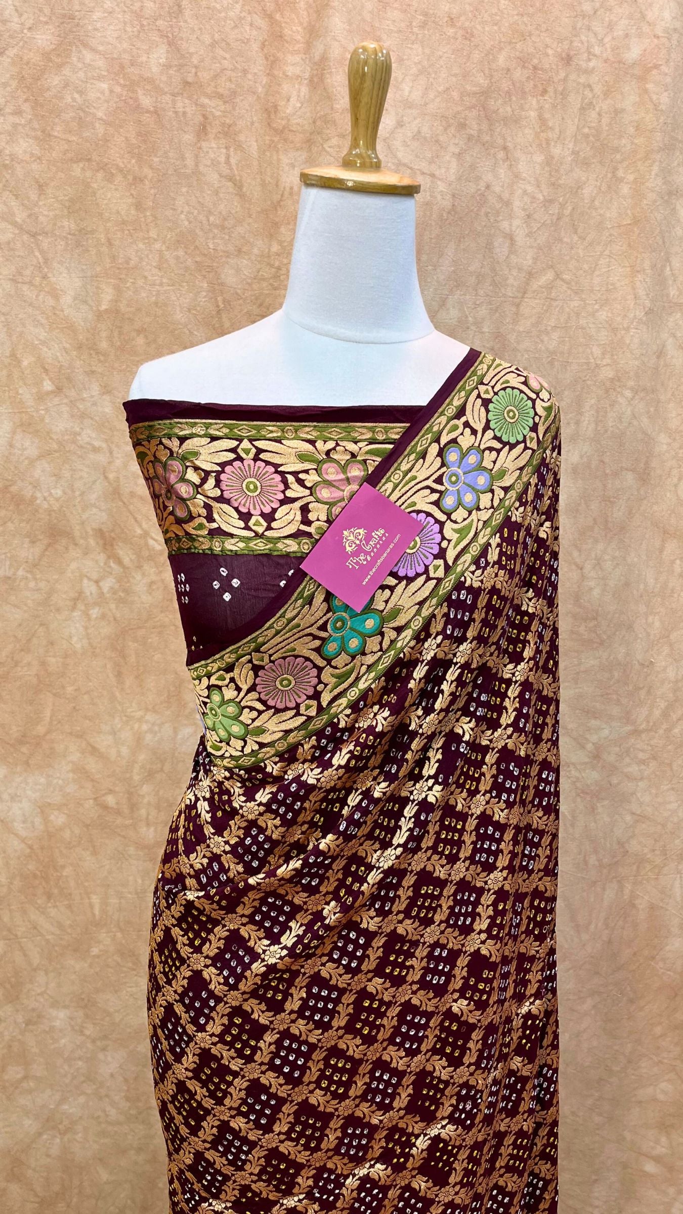 Pure Georgette Banarasi Handloom Bandhej Saree-With Meenakari Work