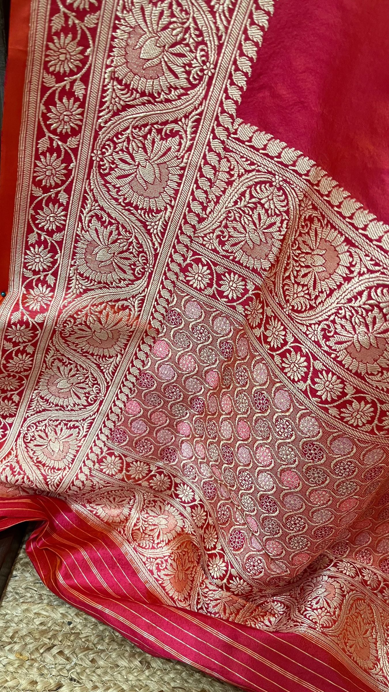 Pure Katan Silk Handloom Banarasi Saree - Kadhua sona rupa work
