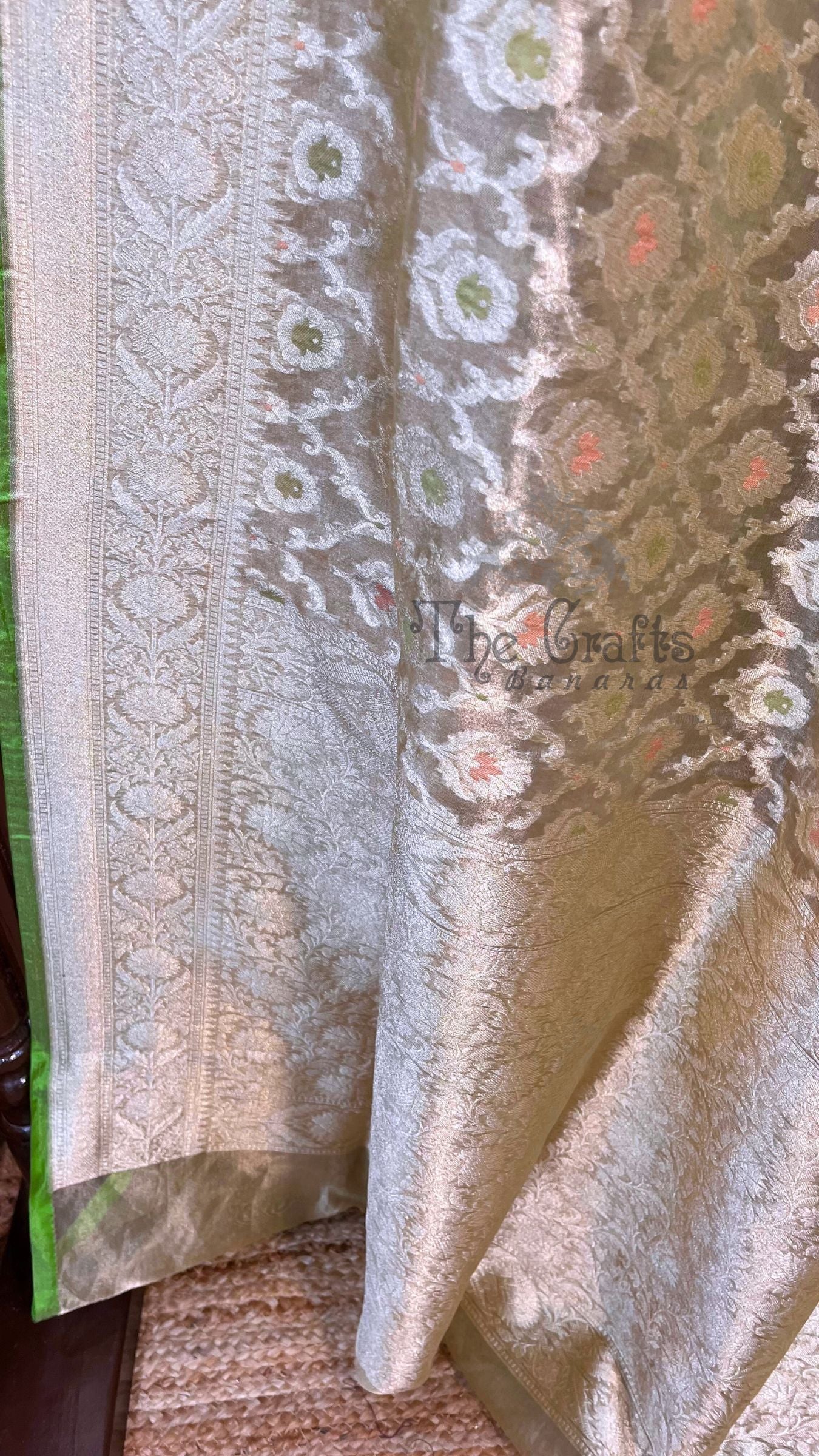 Pure Tissue Silk Handloom Banarasi Saree - Reshmi Zari