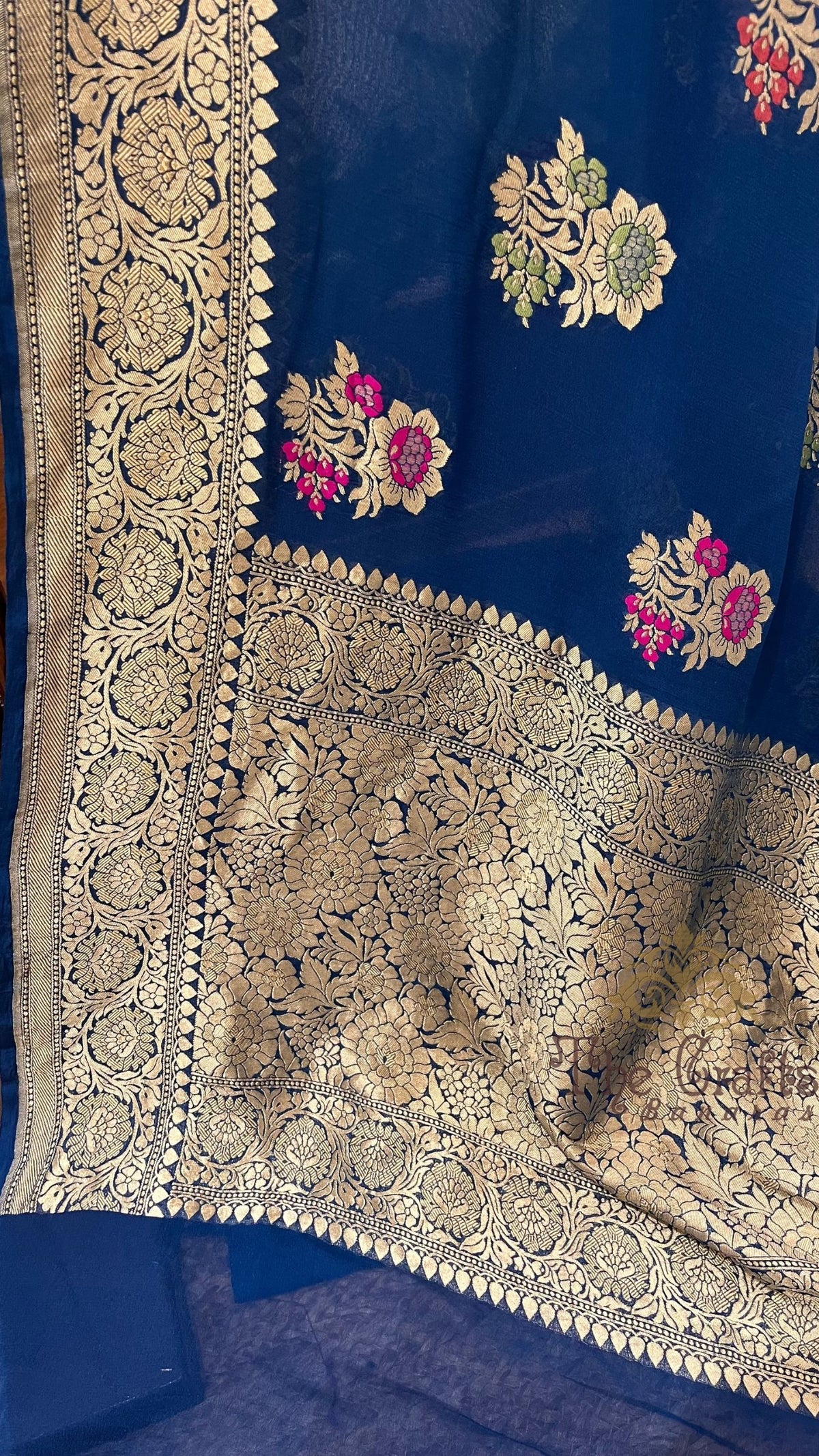 Khaddi Georgette Handloom Banarasi Saree - Jaal with Meenakari