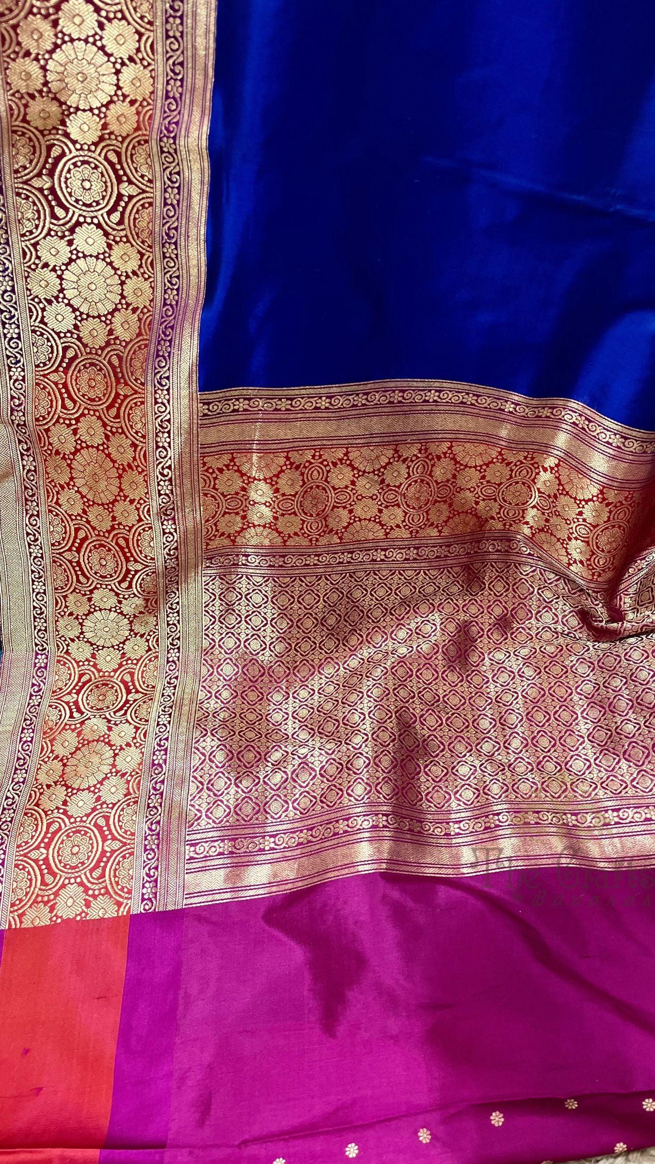 Pure Katan Silk Handloom Banarasi Saree - with kadhua motifs