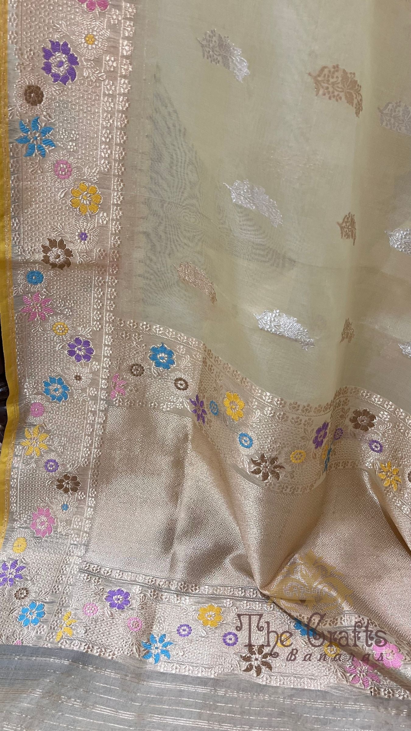Pure Kora Silk Handloom Banarasi Saree - Kadhua Sona Rupa Bootis with Meenakari Border