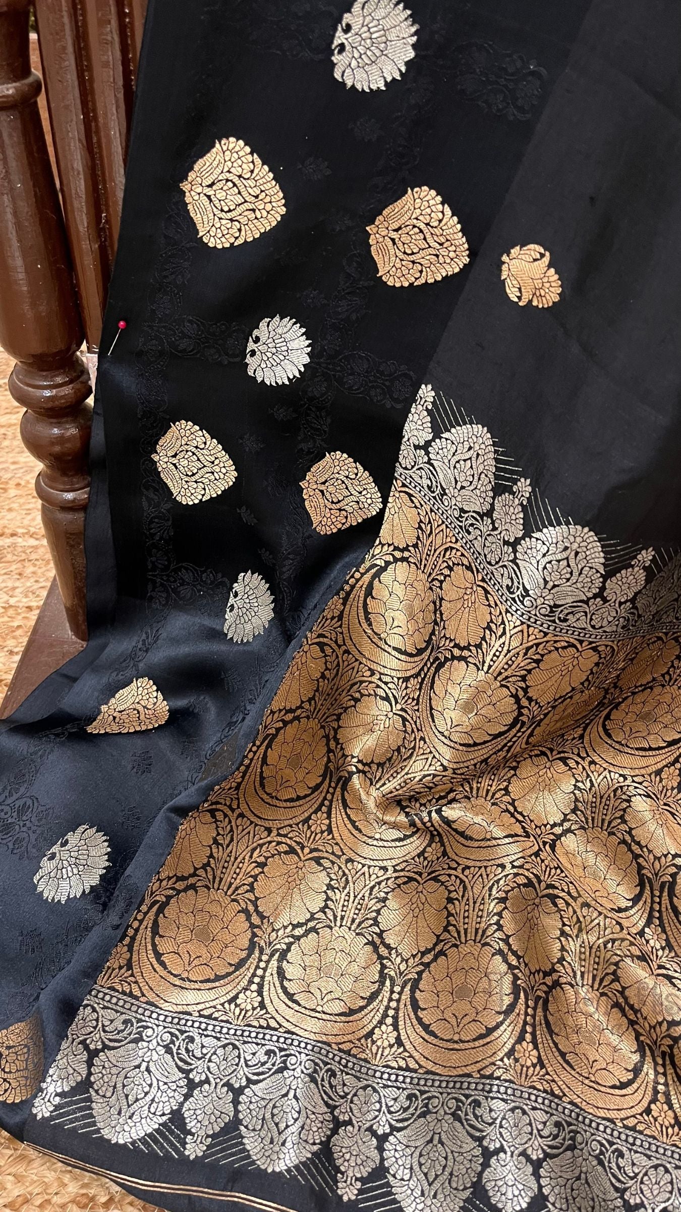 Pure Mango Silk Handloom Banarasi Saree