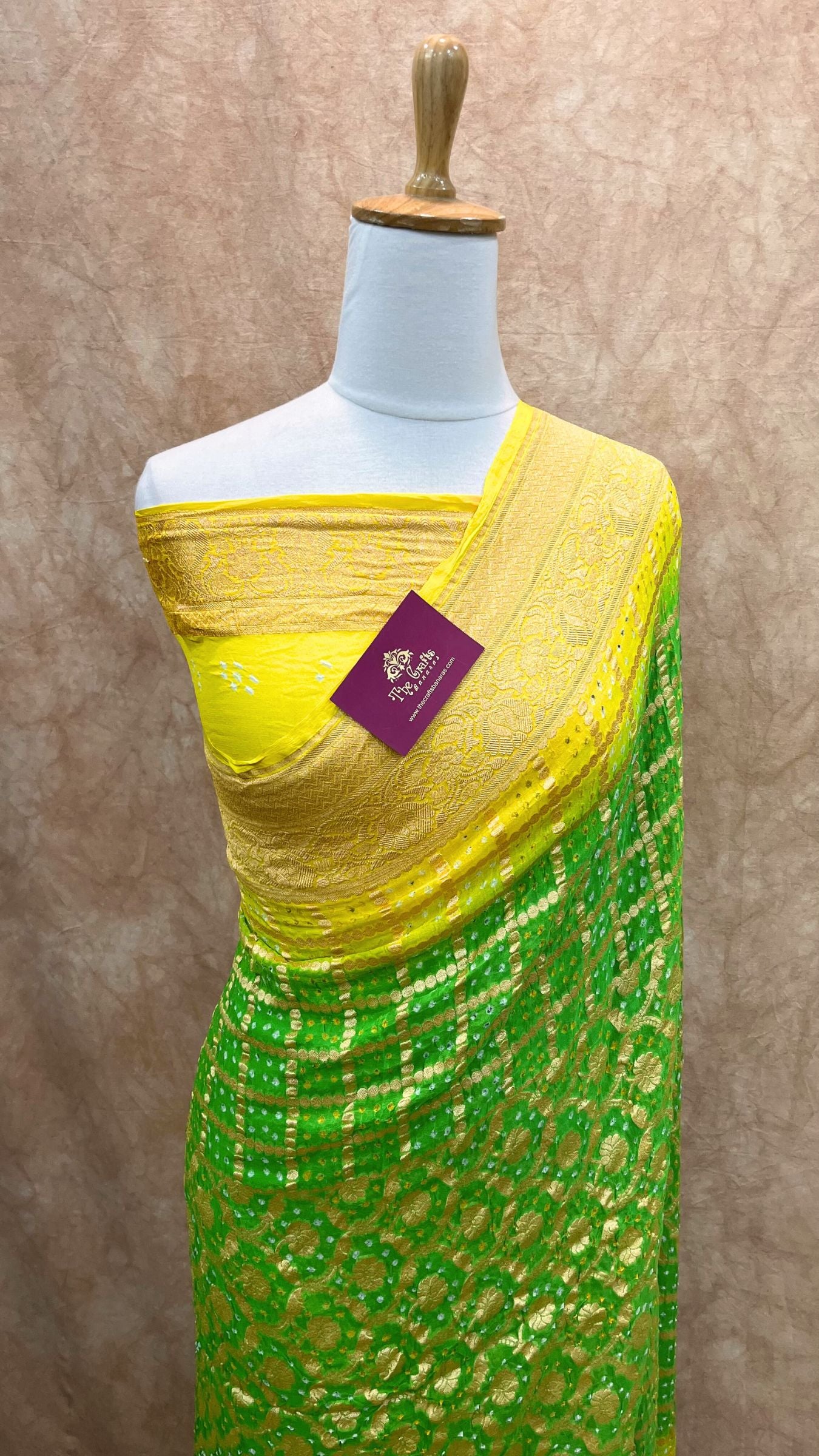 Pure Georgette Banarasi Handloom Bandhej Saree