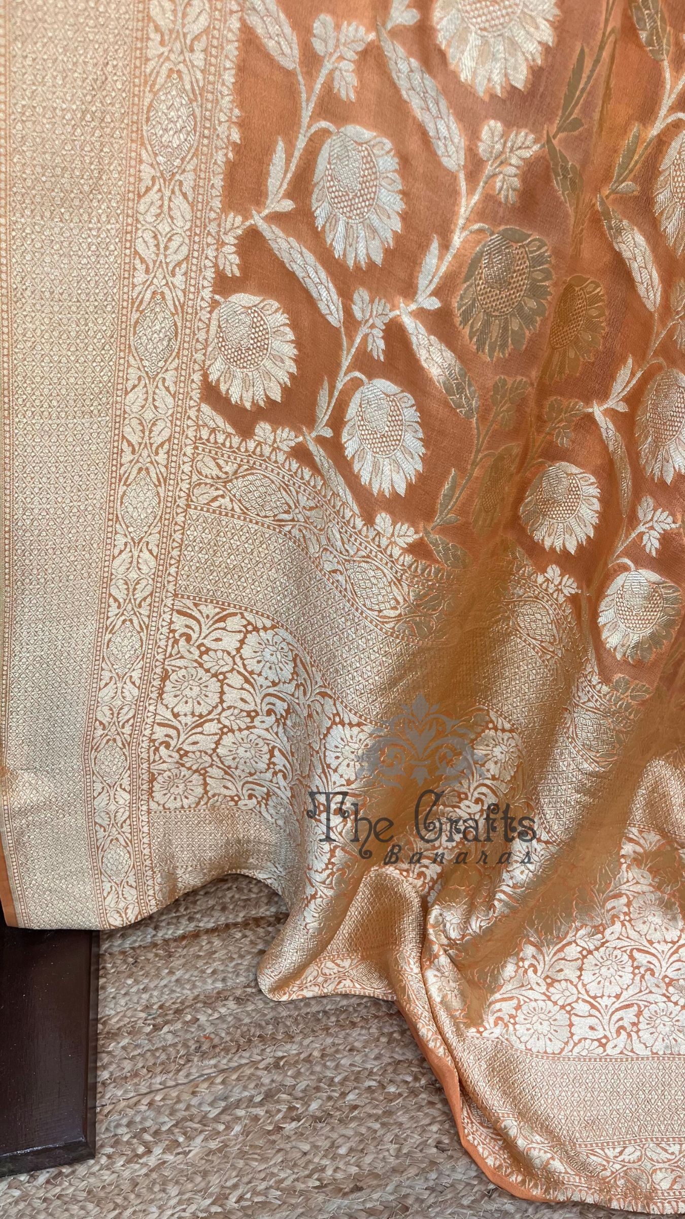Khaddi Georgette Handloom Banarasi Saree
