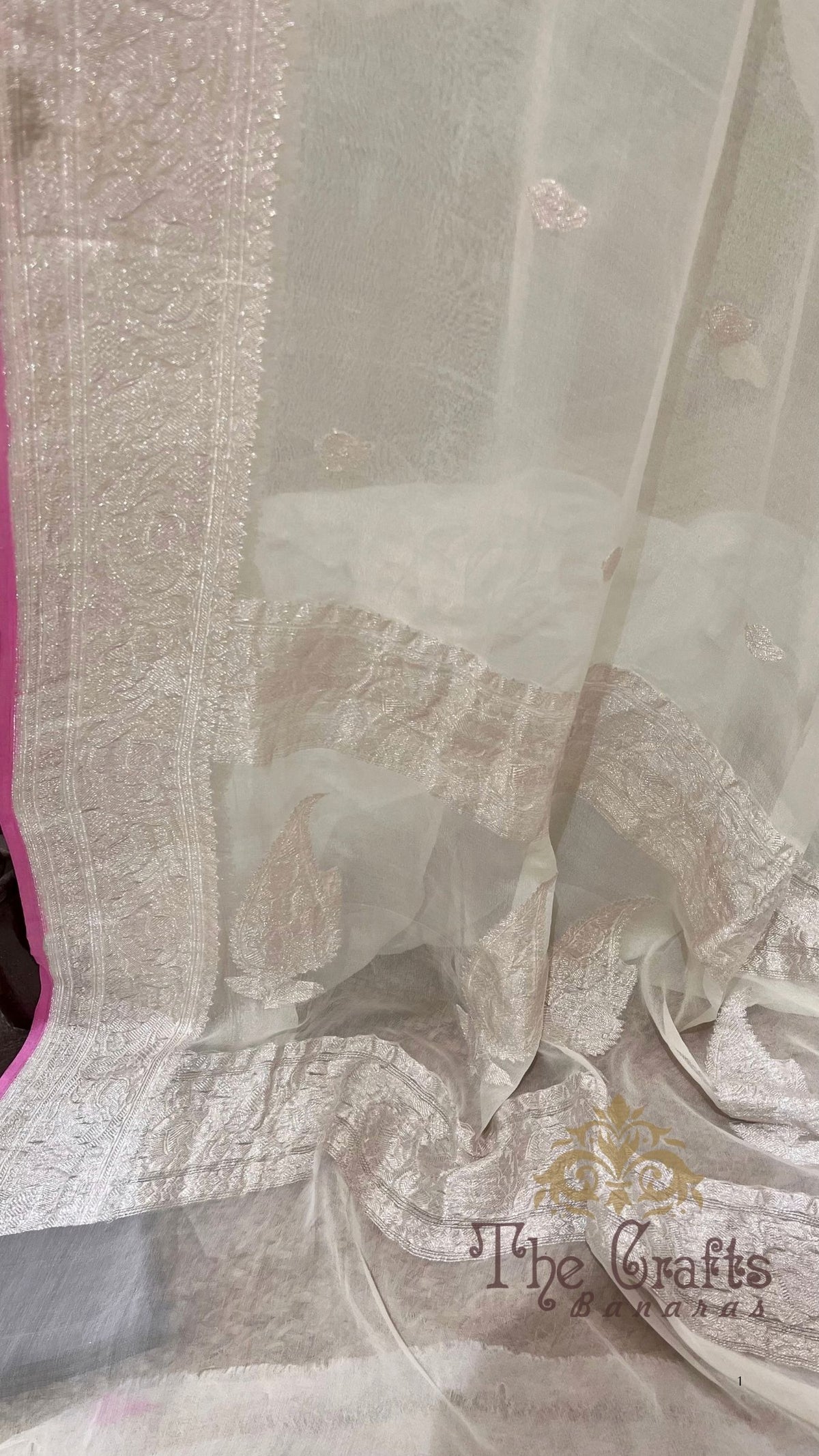 Pure Georgette Handloom Banarasi Saree - Silver Zari