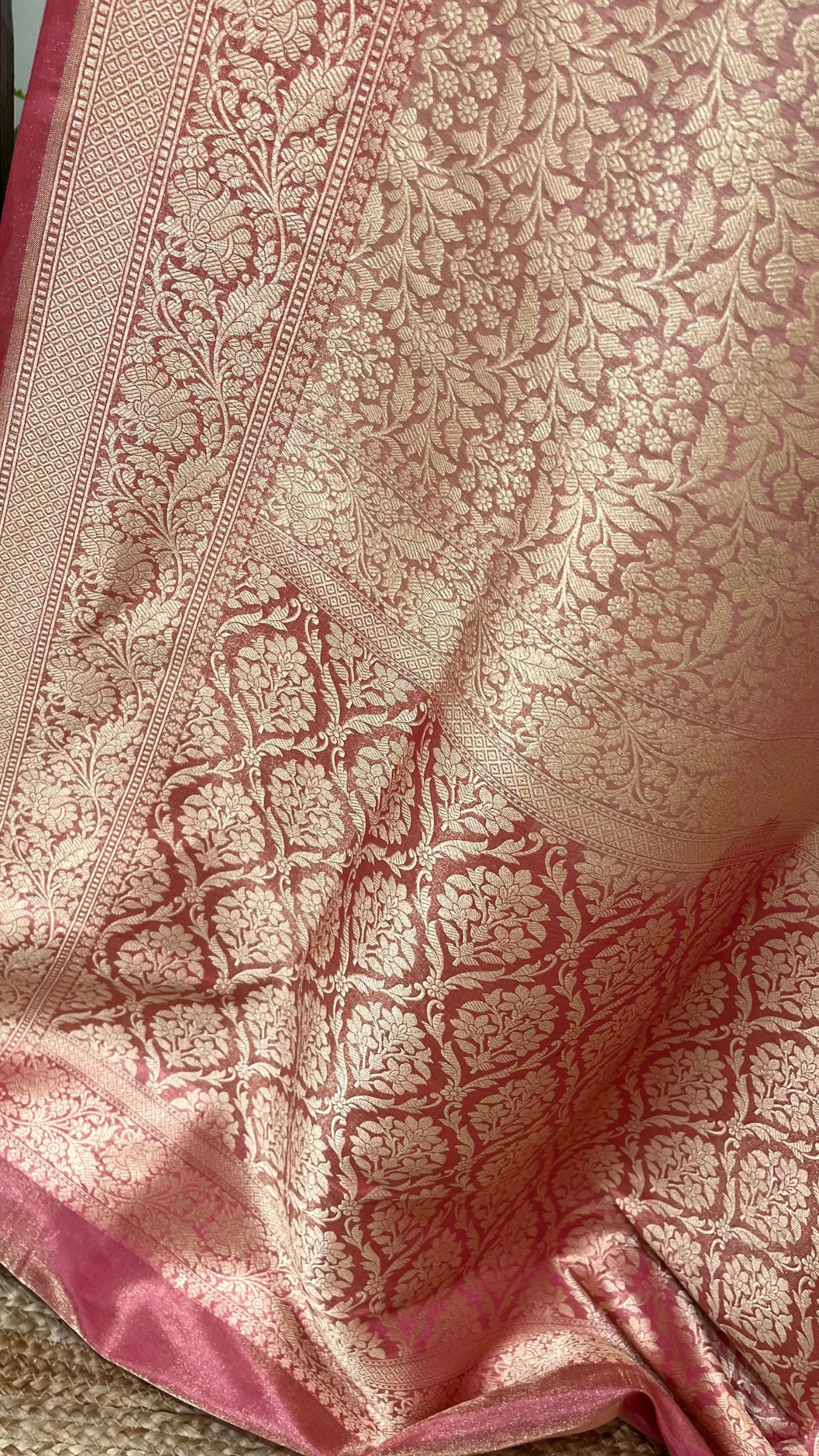 Pure Katan Tissue Silk Handloom Banarasi Saree - Tanchui Brocade