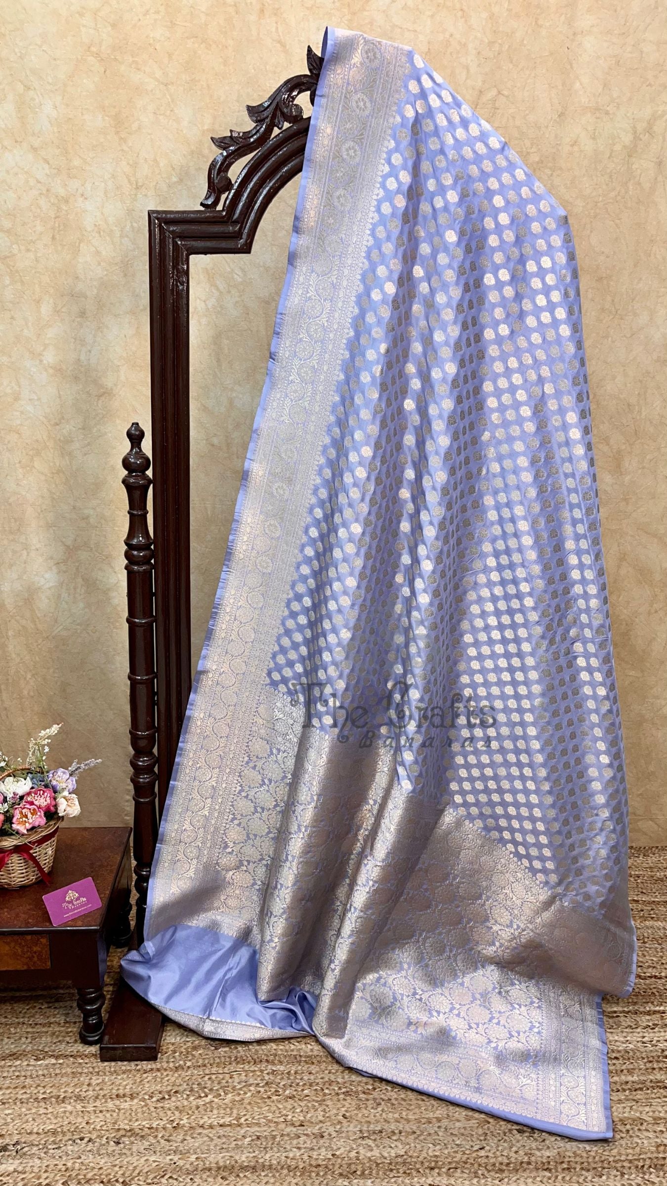 Pure Katan Silk Handloom Banarasi Saree - Jaal work