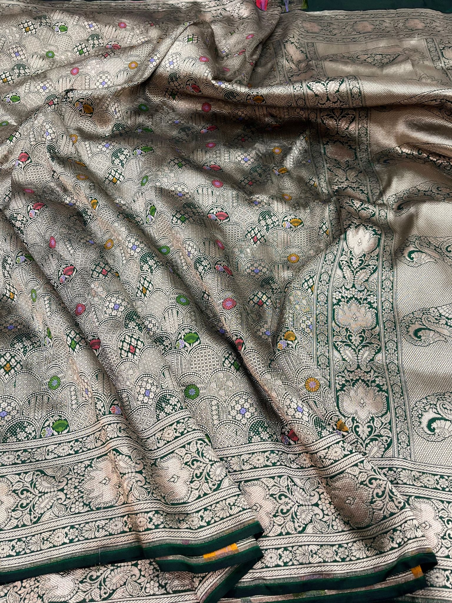Pure Katan Silk Handloom Banarasi Saree - Tanchui Brocade Meena