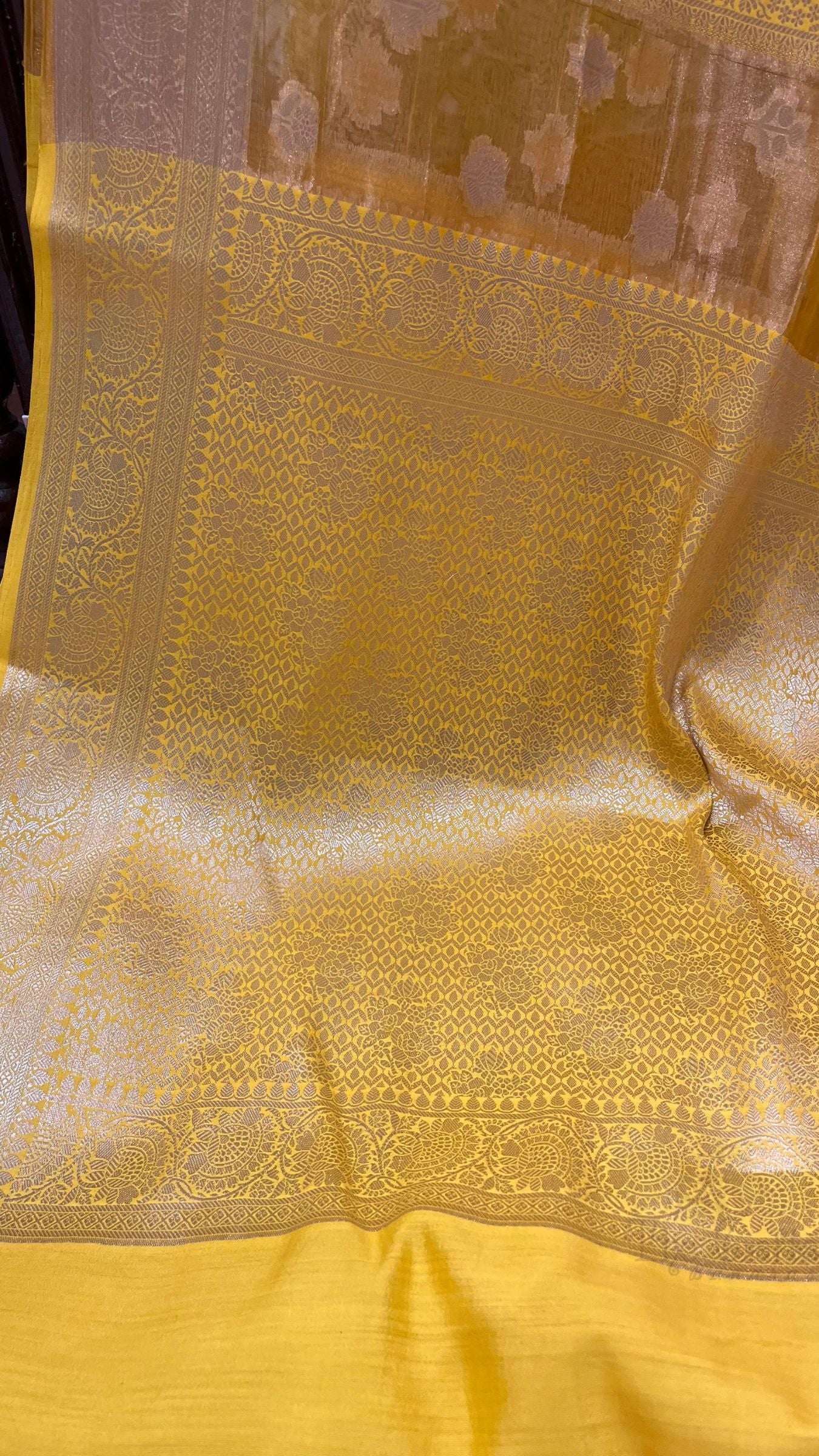 Pure Chiniya Tissue Silk Banarasi Saree