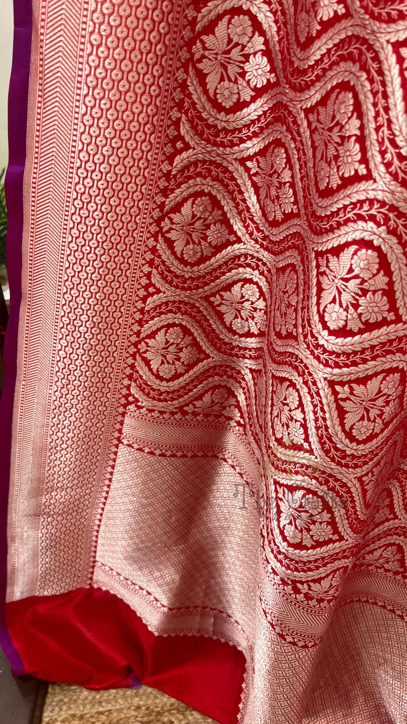 Pure Katan Silk Handloom Banarasi Saree - Tanchui Brocade
