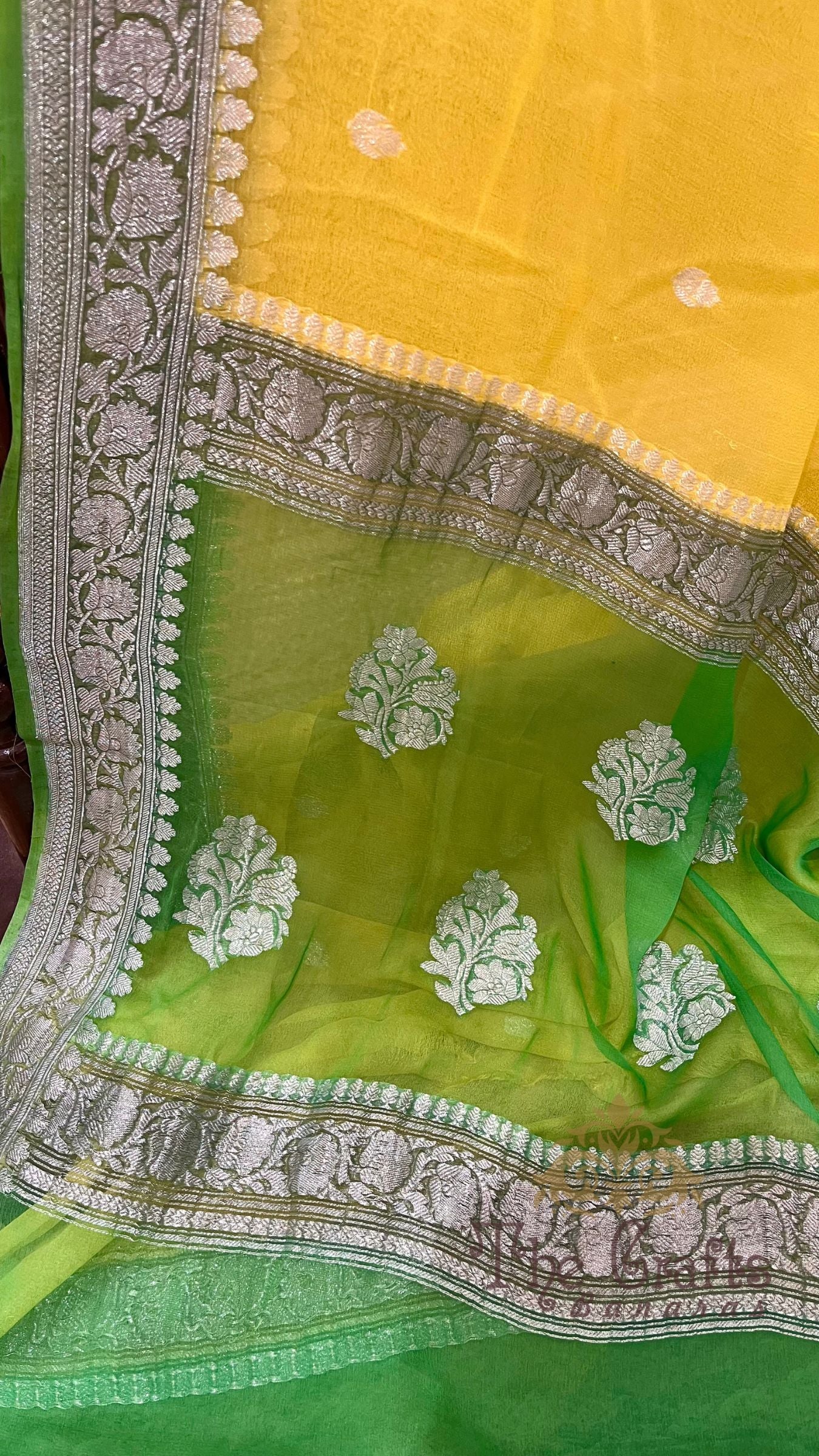 Pure Georgette Handloom Banarasi Saree