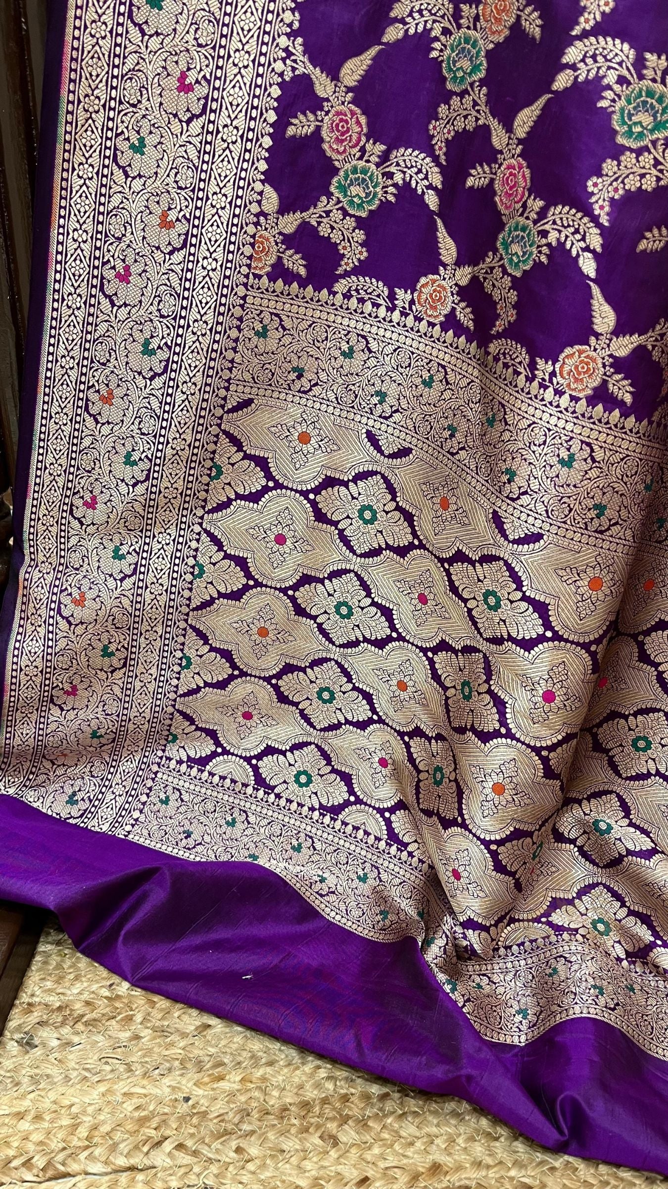 Pure Katan Silk Handloom Banarasi Saree -  Jaal with meenakari