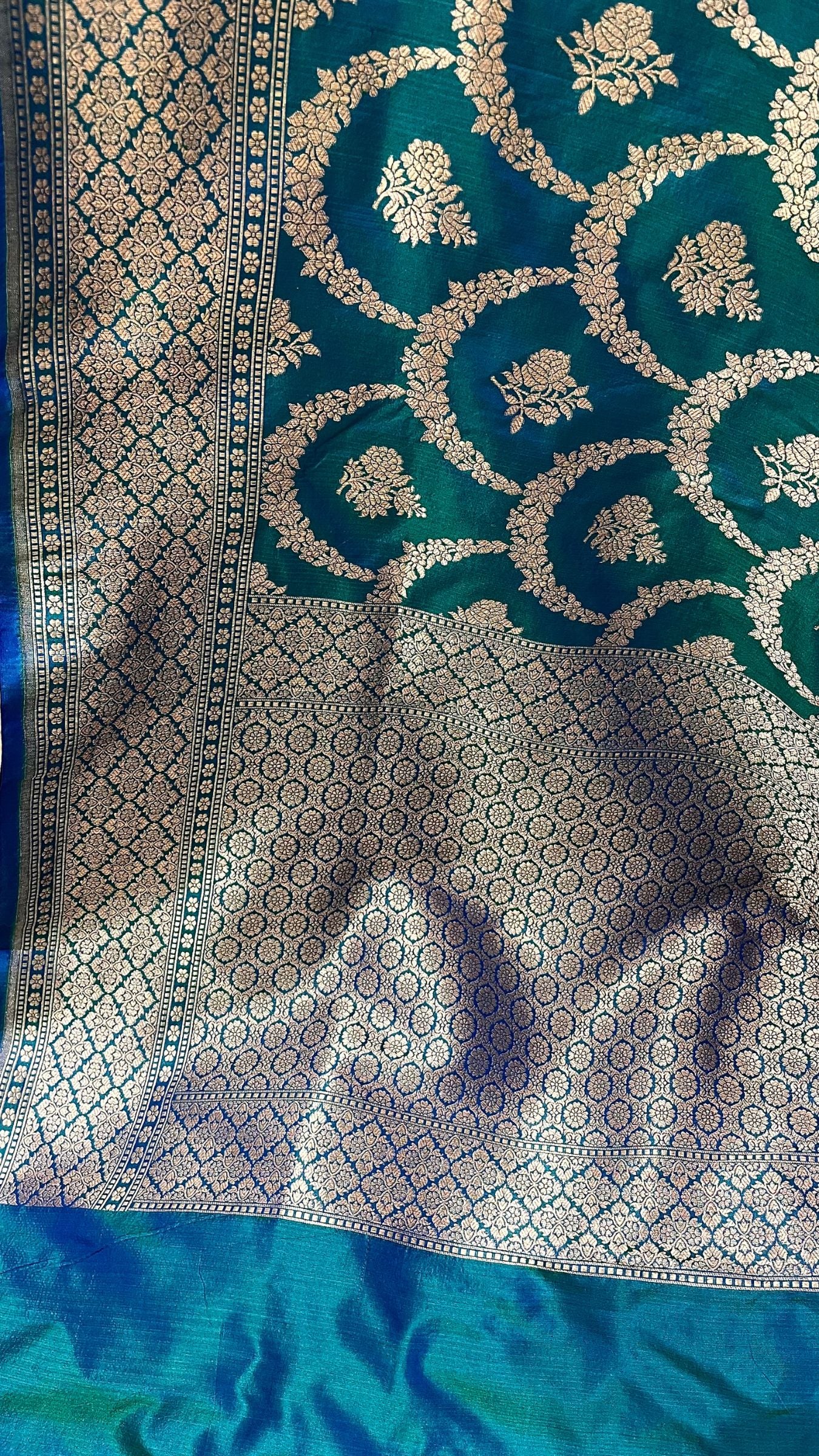 Pure Katan Silk Handloom Banarasi Saree - Jaal work