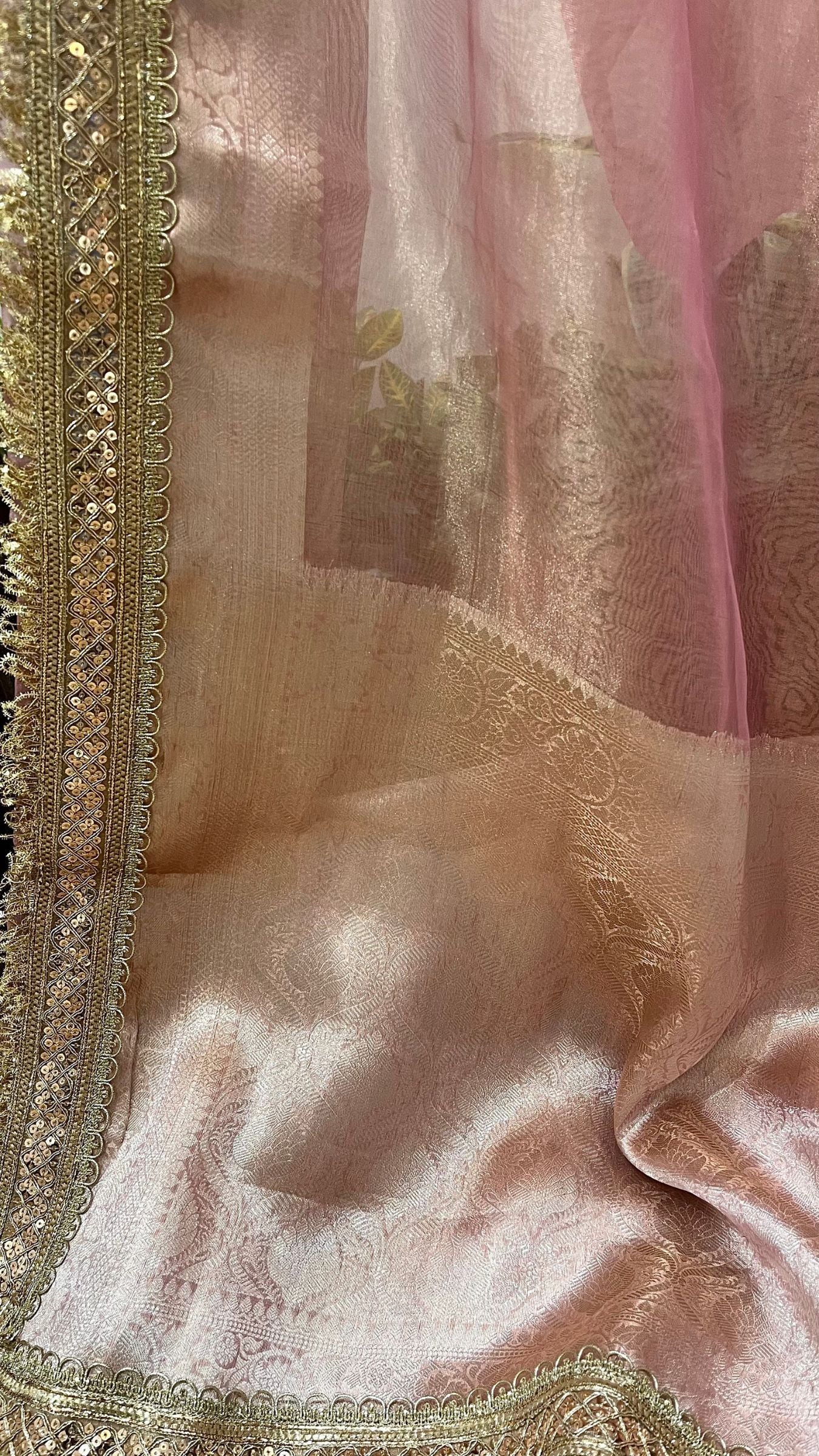 Pure Tissue Silk Handloom Banarasi Saree - with Lace Border