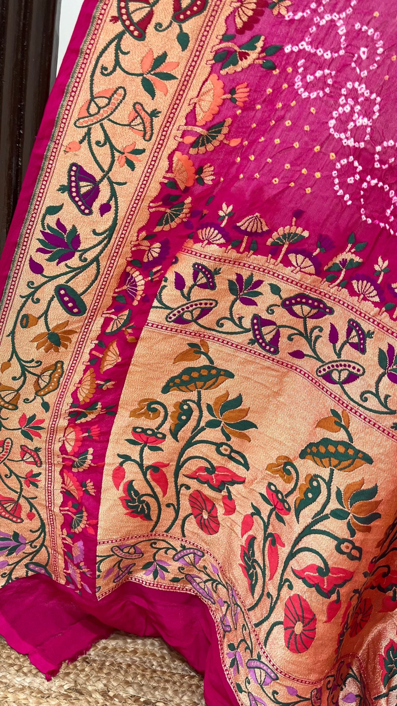 Khaddi Georgette Banarasi Handloom Bandhej Dupatta