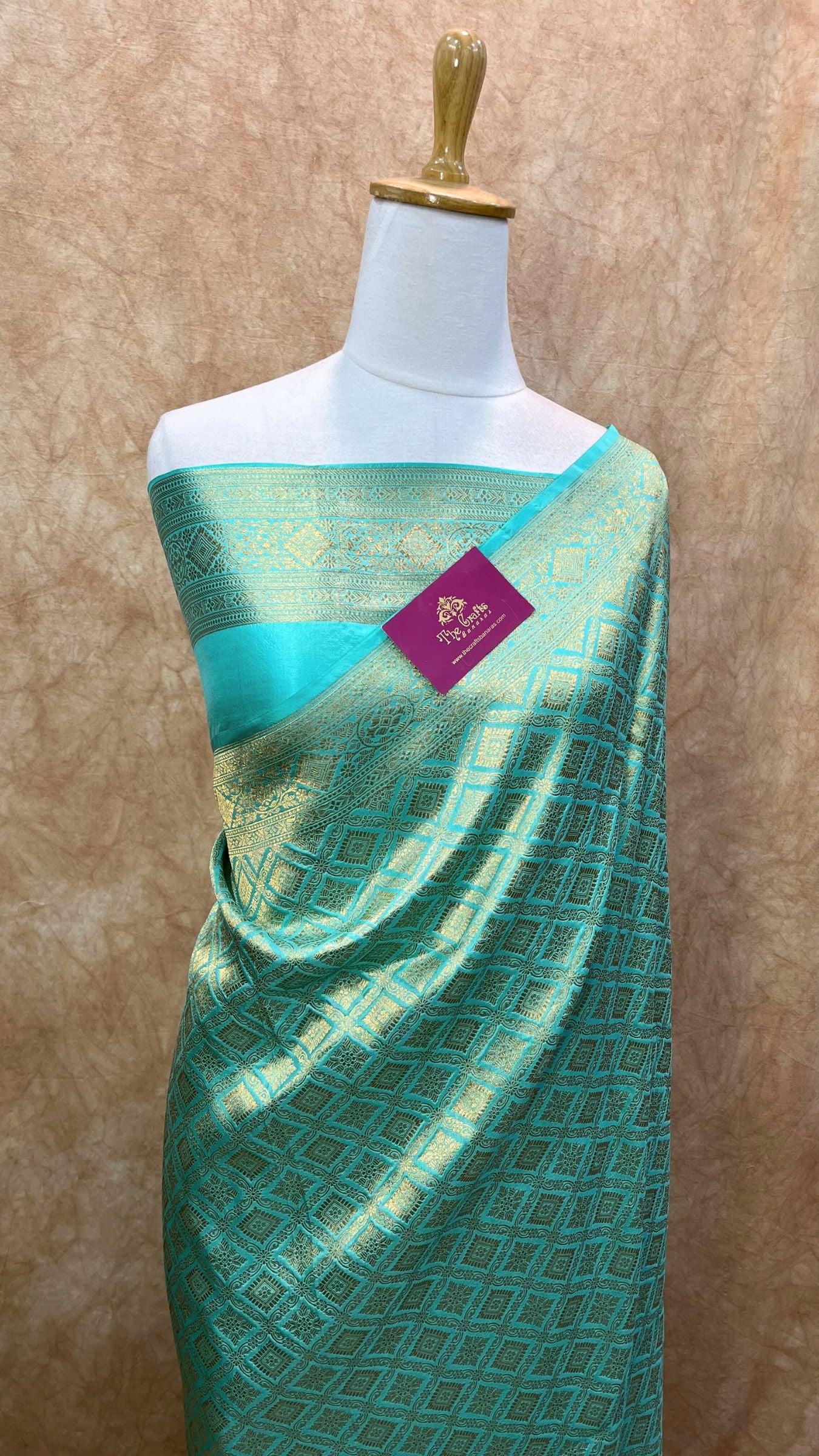 Pure Katan Silk Handloom Banarasi Saree - Tanchui Brocade