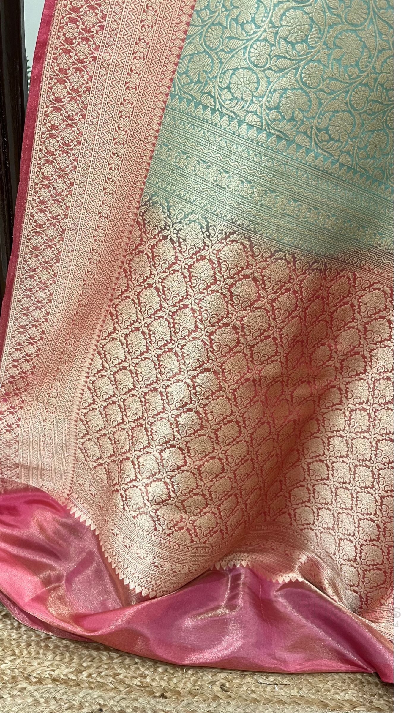 Pure Katan Tissue Silk Handloom Banarasi Saree - Tanchui Brocade