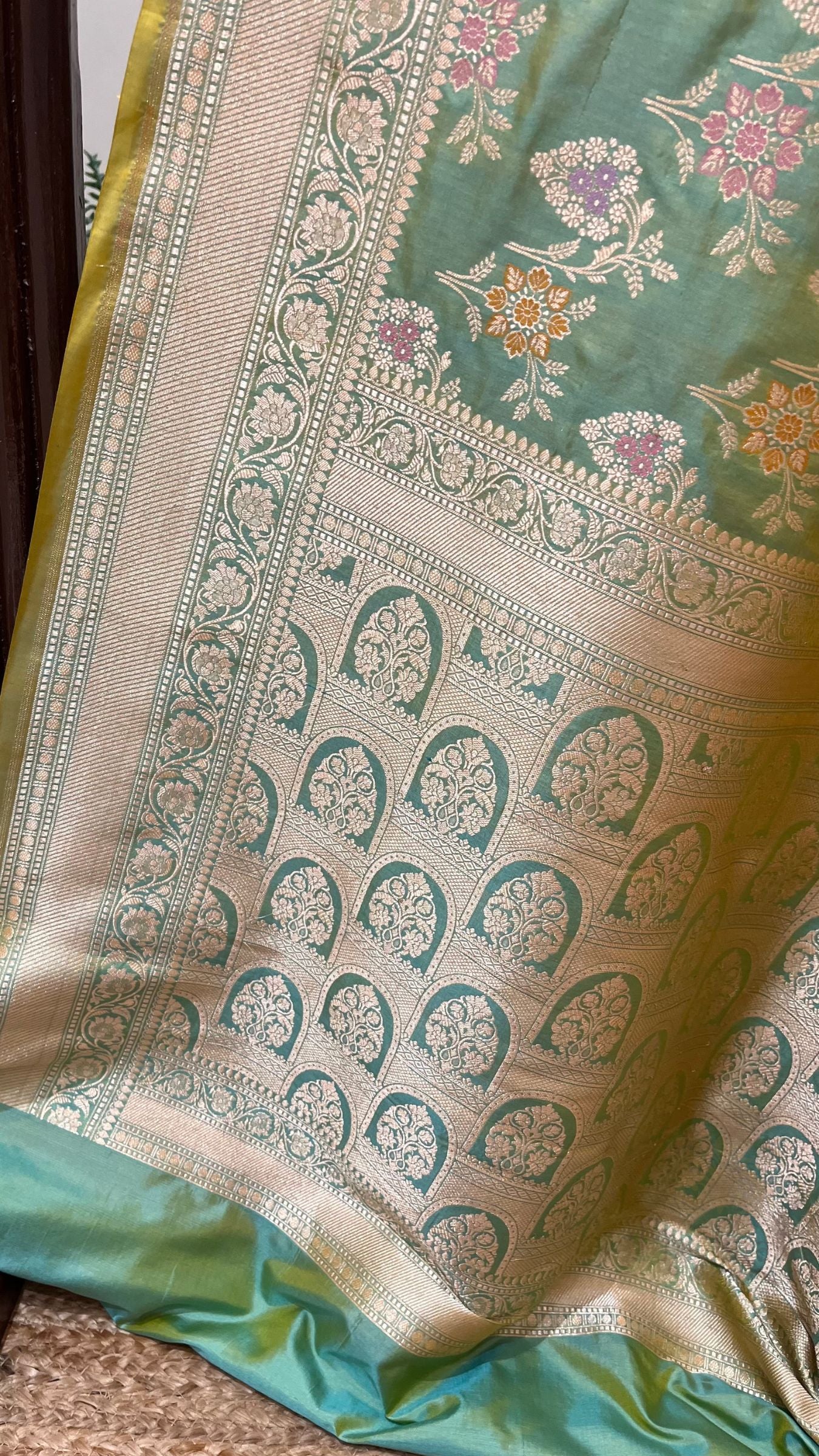Pure Katan Silk Handloom Banarasi Saree - Jaal With Meenakari