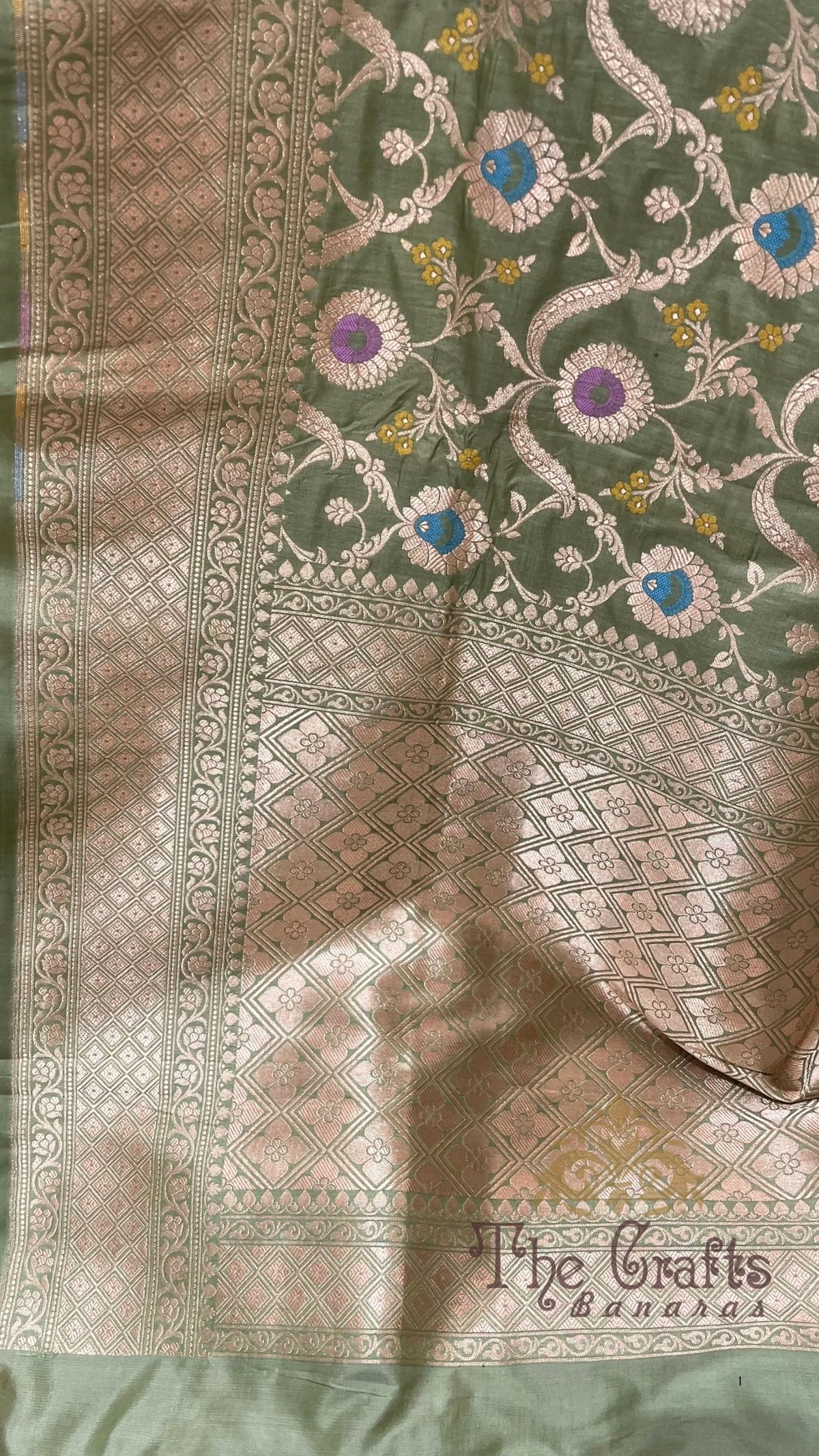 Pure Katan Silk Handloom Banarasi Saree - Jaal Work with Meenakari