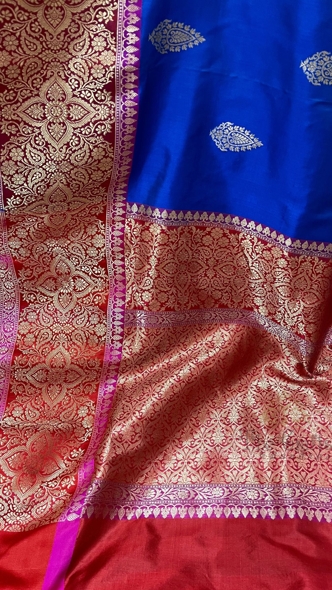 Pure Katan Silk Handloom Banarasi Saree - with kadhua motifs