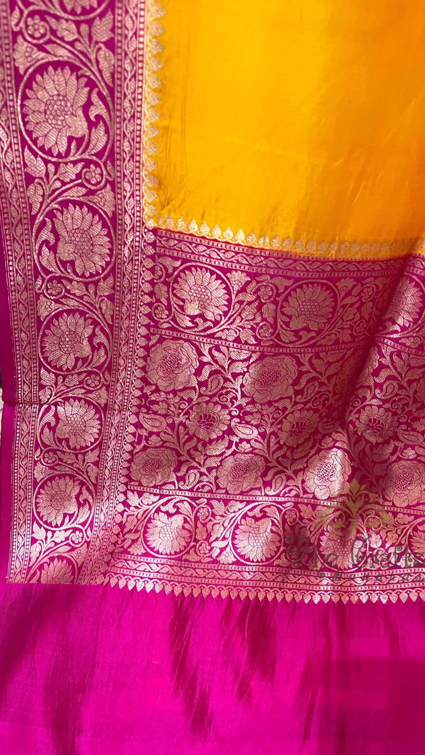 Pure Mango Silk Handloom Banarasi Saree - with kadhua motifs