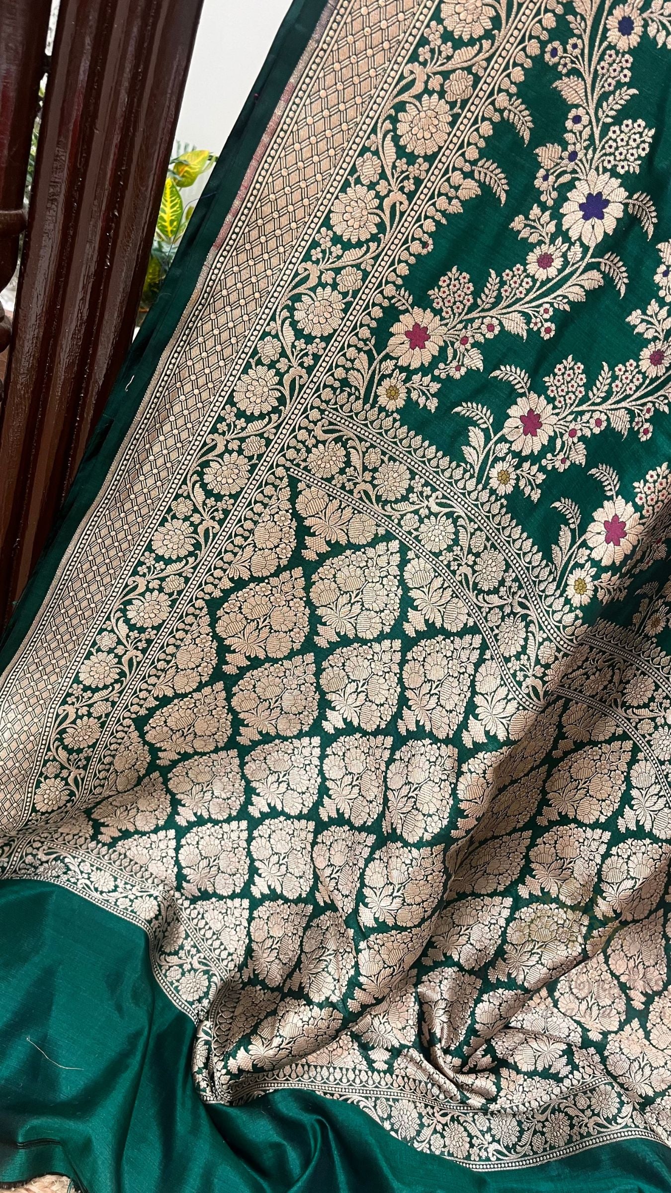 Pure Katan Silk Handloom Banarasi Saree - Jaal With Meenakari