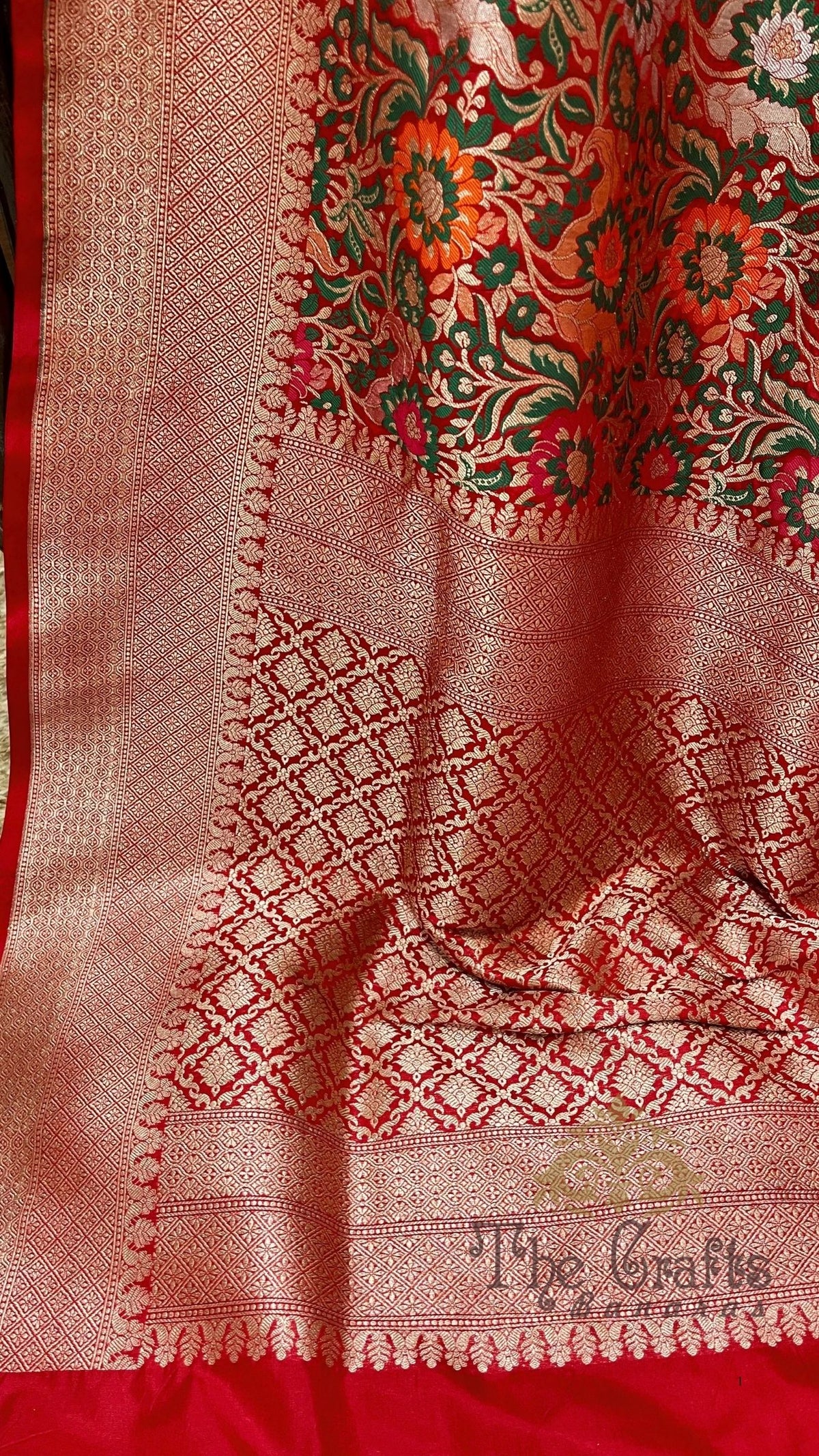 Pure Katan Silk Handloom Banarasi Saree - Jaal Work with Meenakari