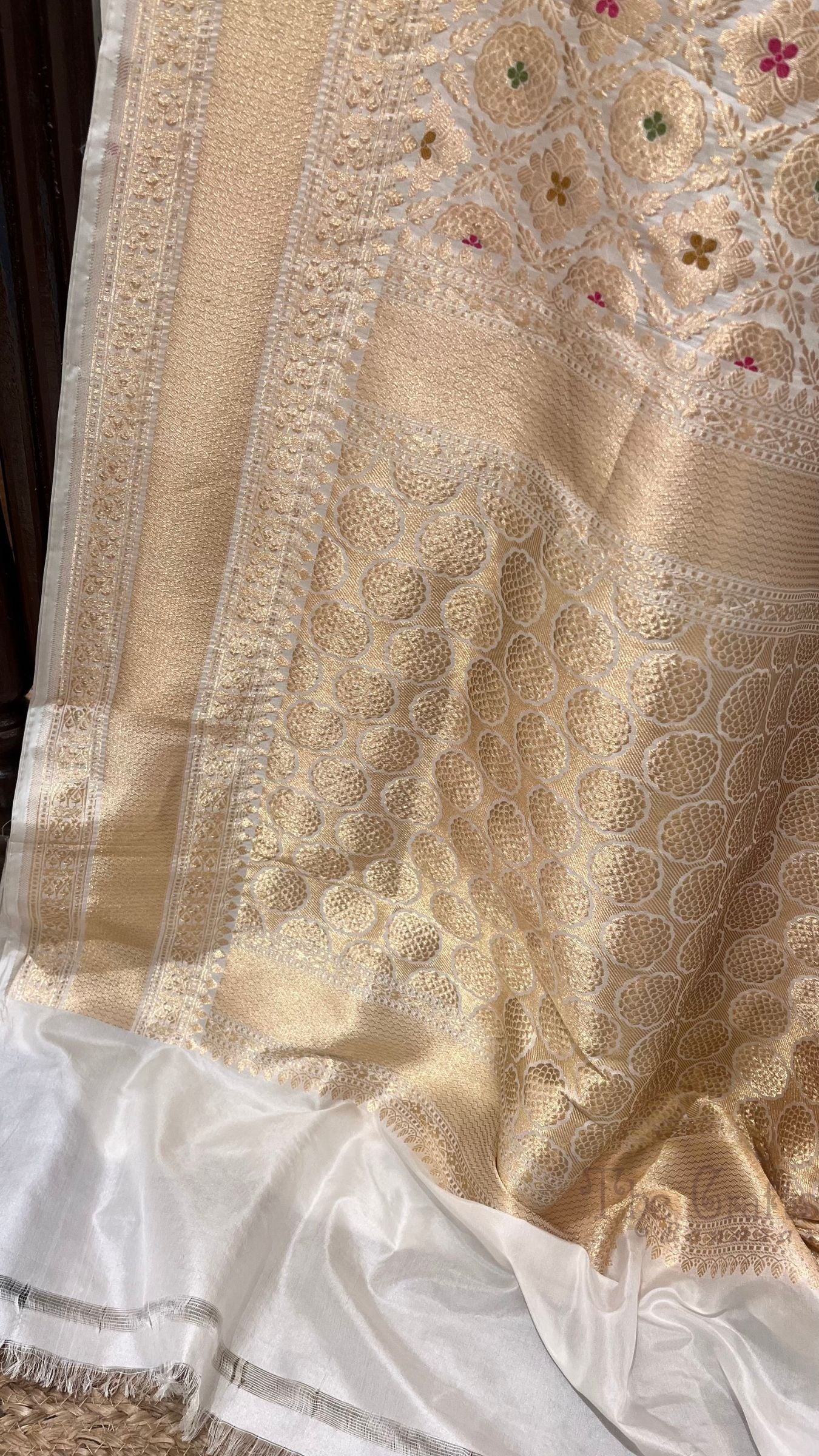 Pure Katan Silk Handloom Banarasi Saree - Tanchui Brocade Meena